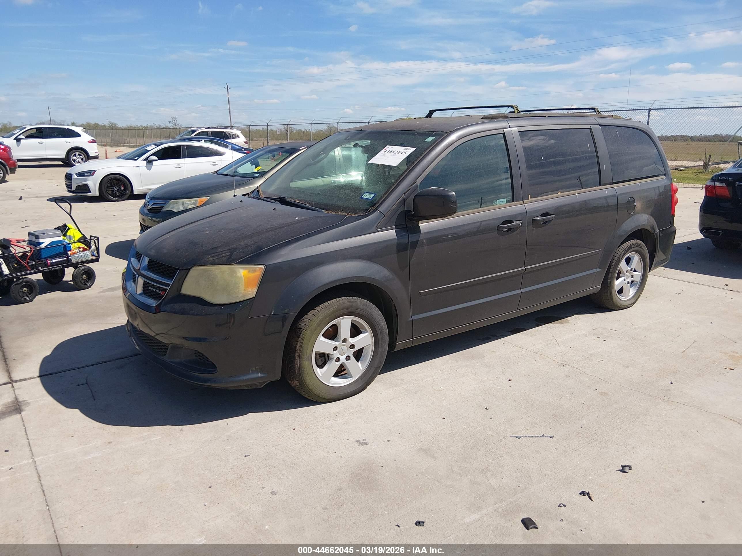 DODGE GRAND image 2