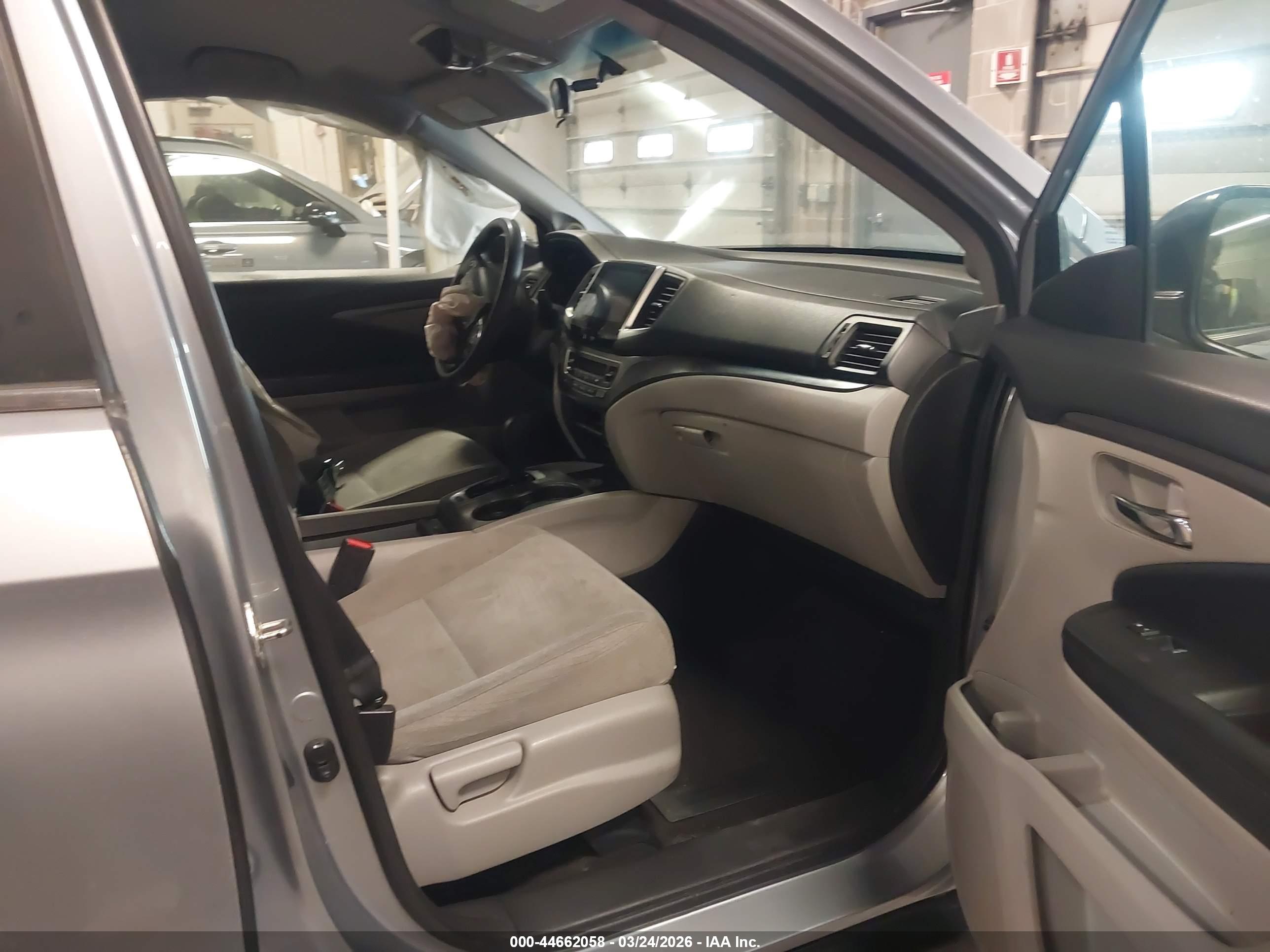 HONDA PILOT image 5