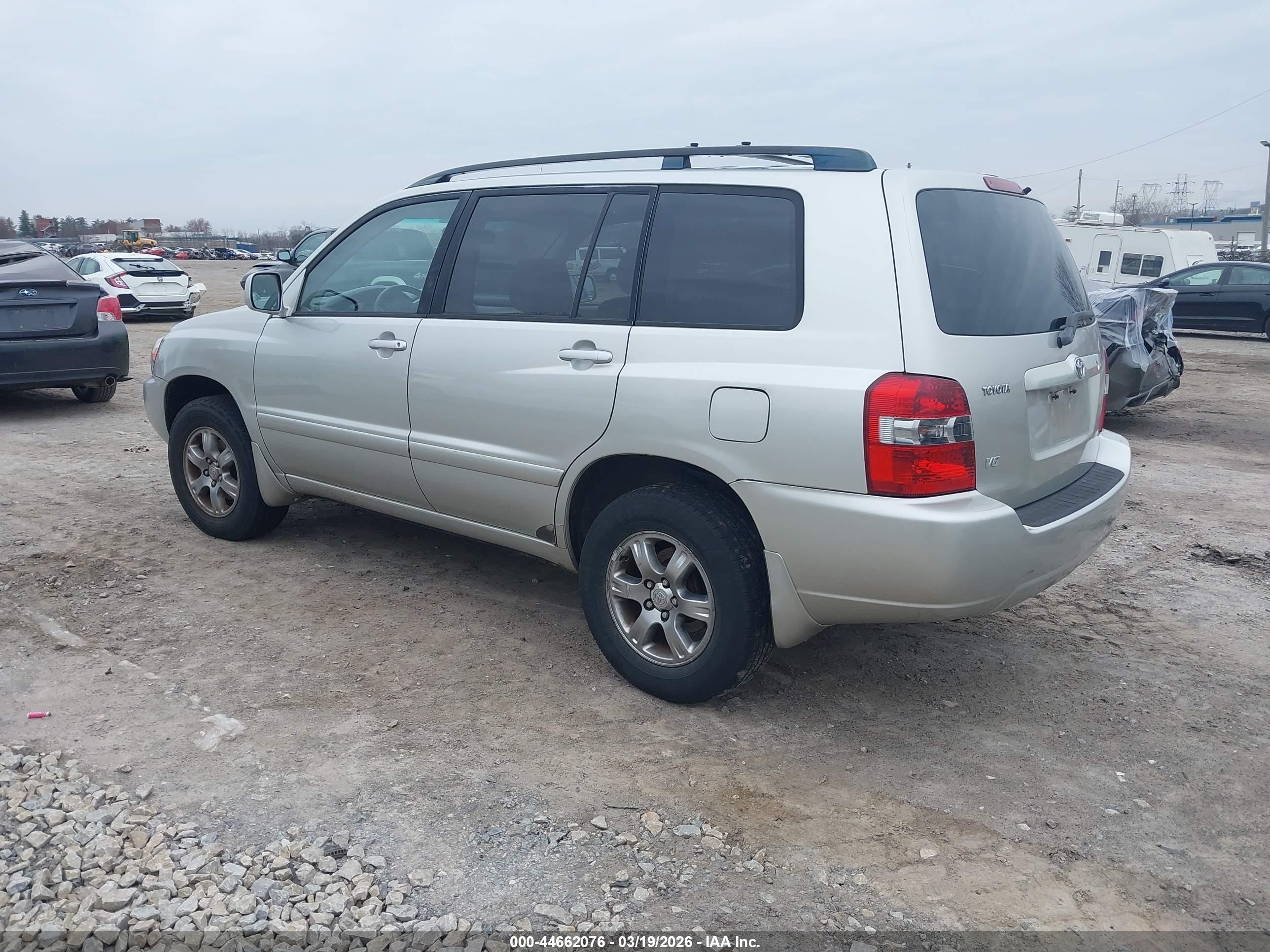 TOYOTA HIGHLANDER image 3
