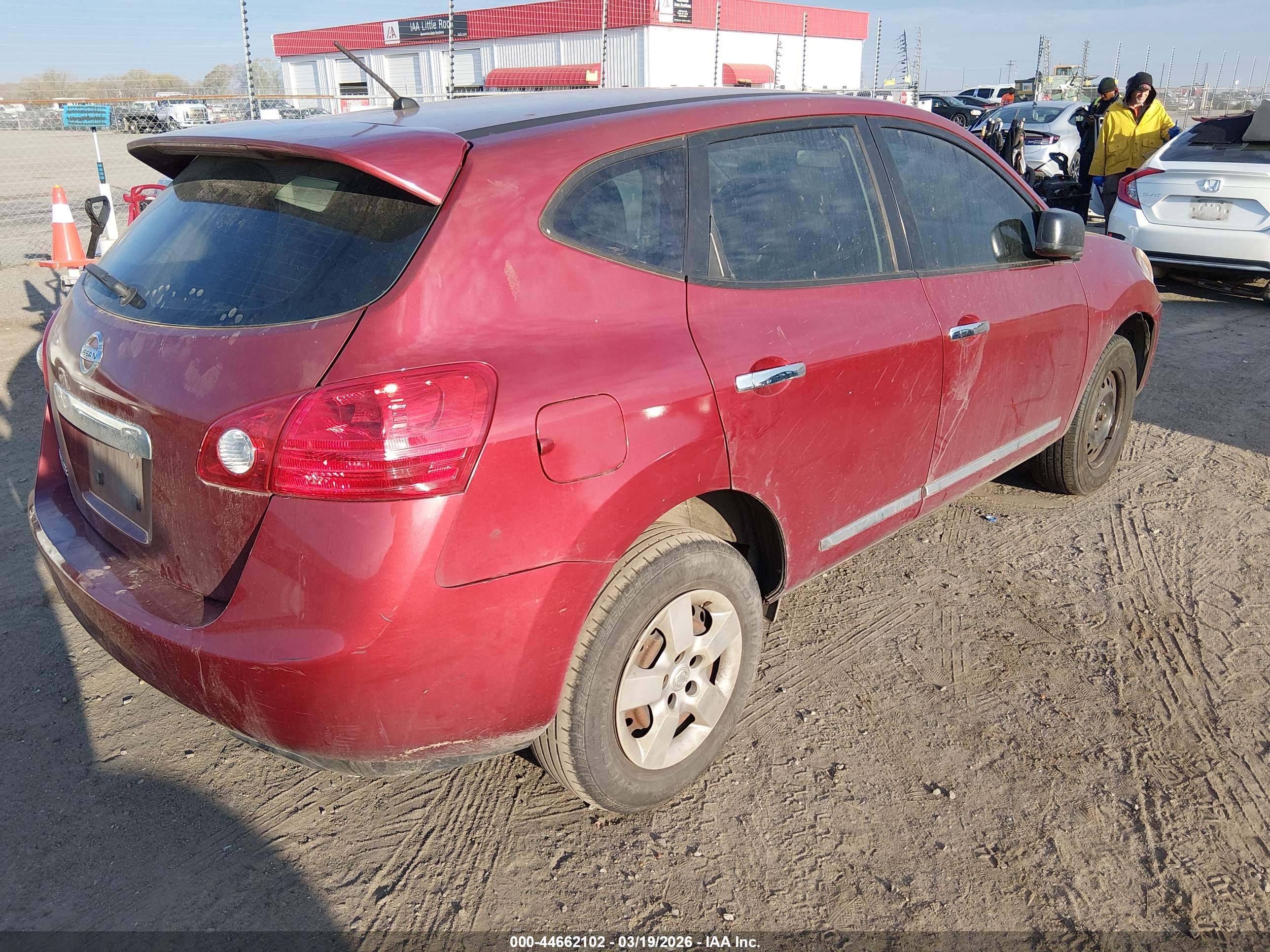 NISSAN ROGUE image 4