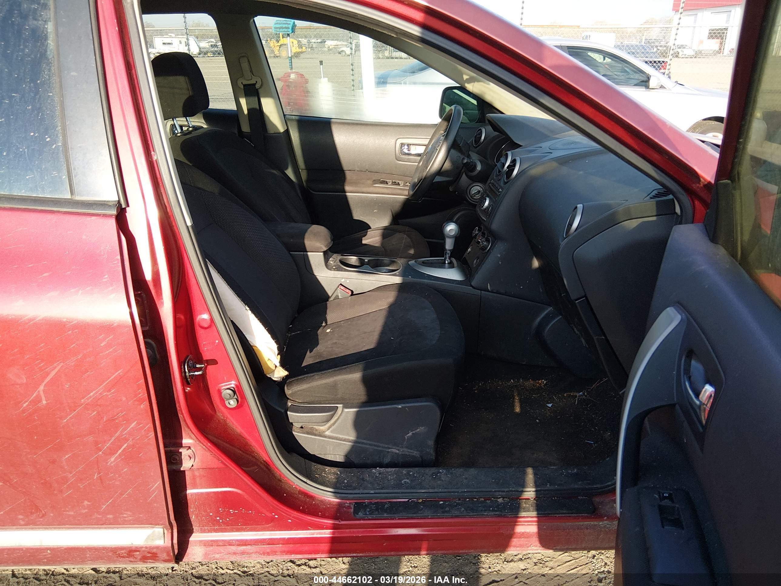NISSAN ROGUE image 5