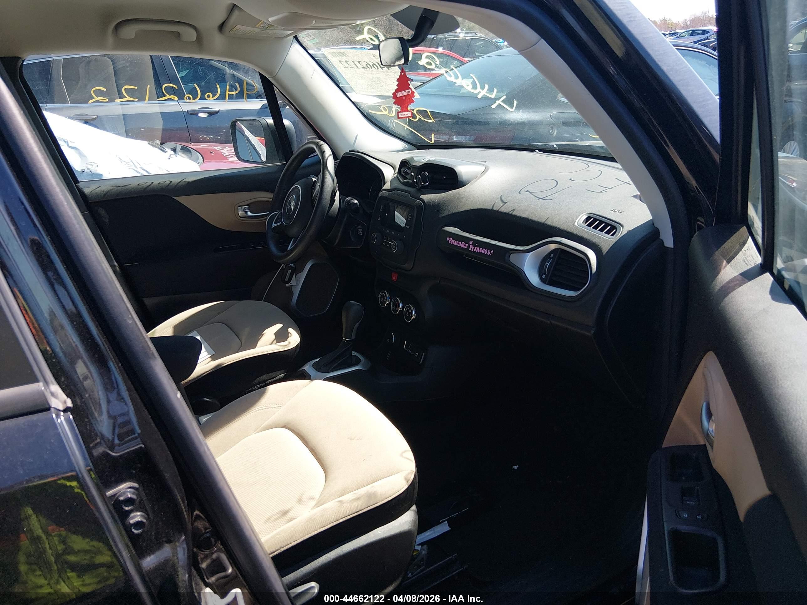 JEEP RENEGADE image 5