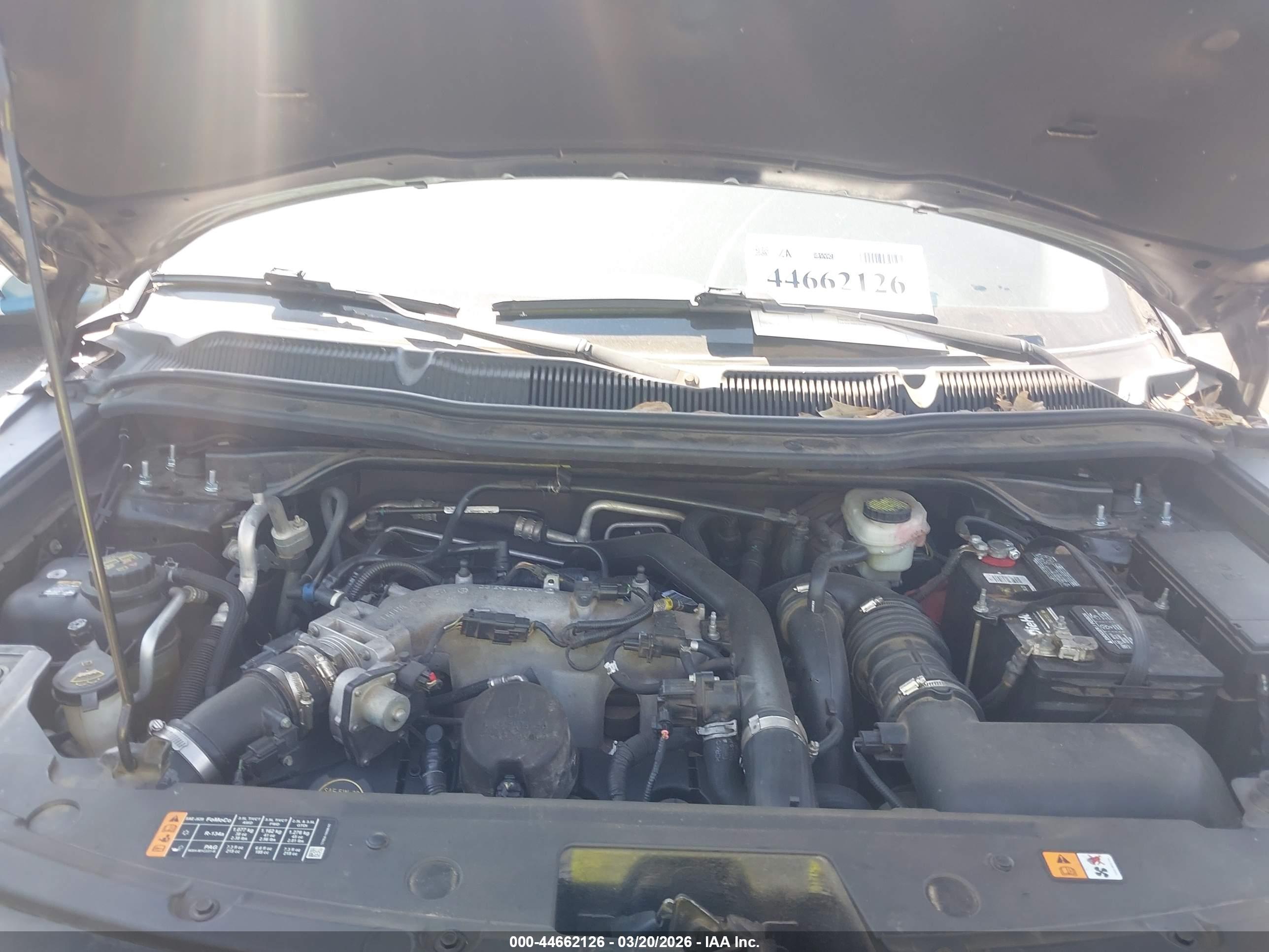 FORD EXPLORER image 10
