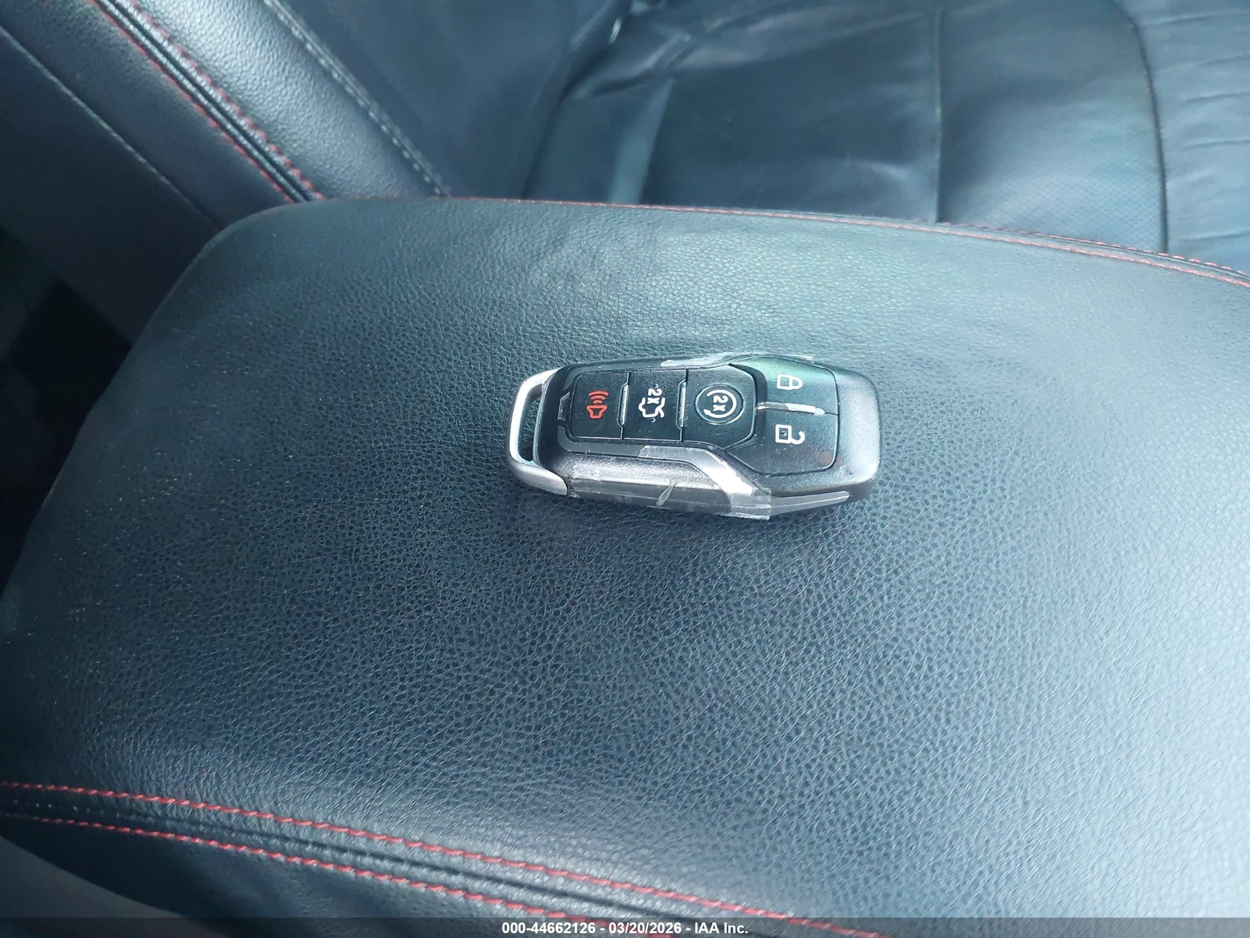 FORD EXPLORER image 11