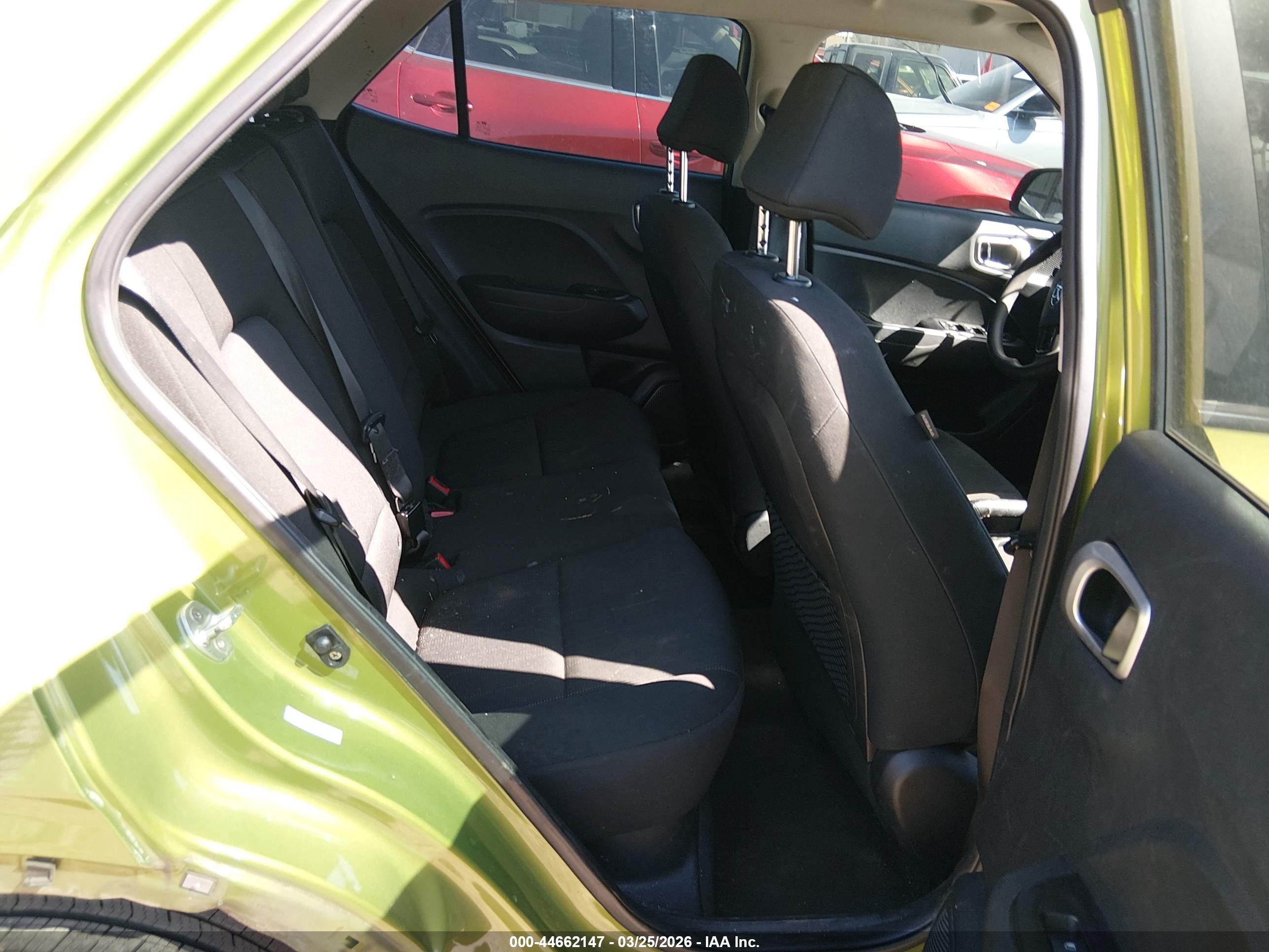 HYUNDAI VENUE image 8