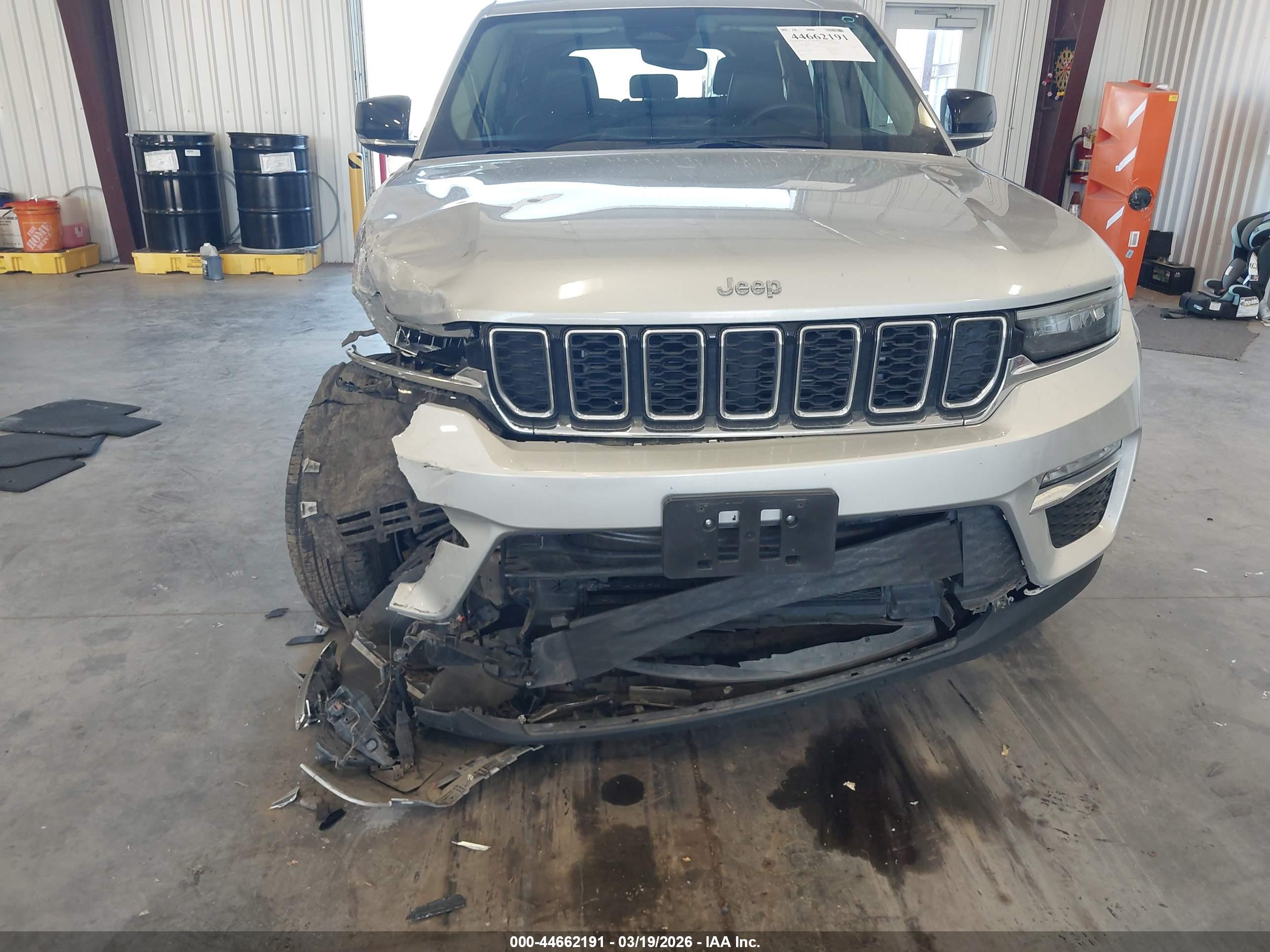 JEEP GRAND image 6