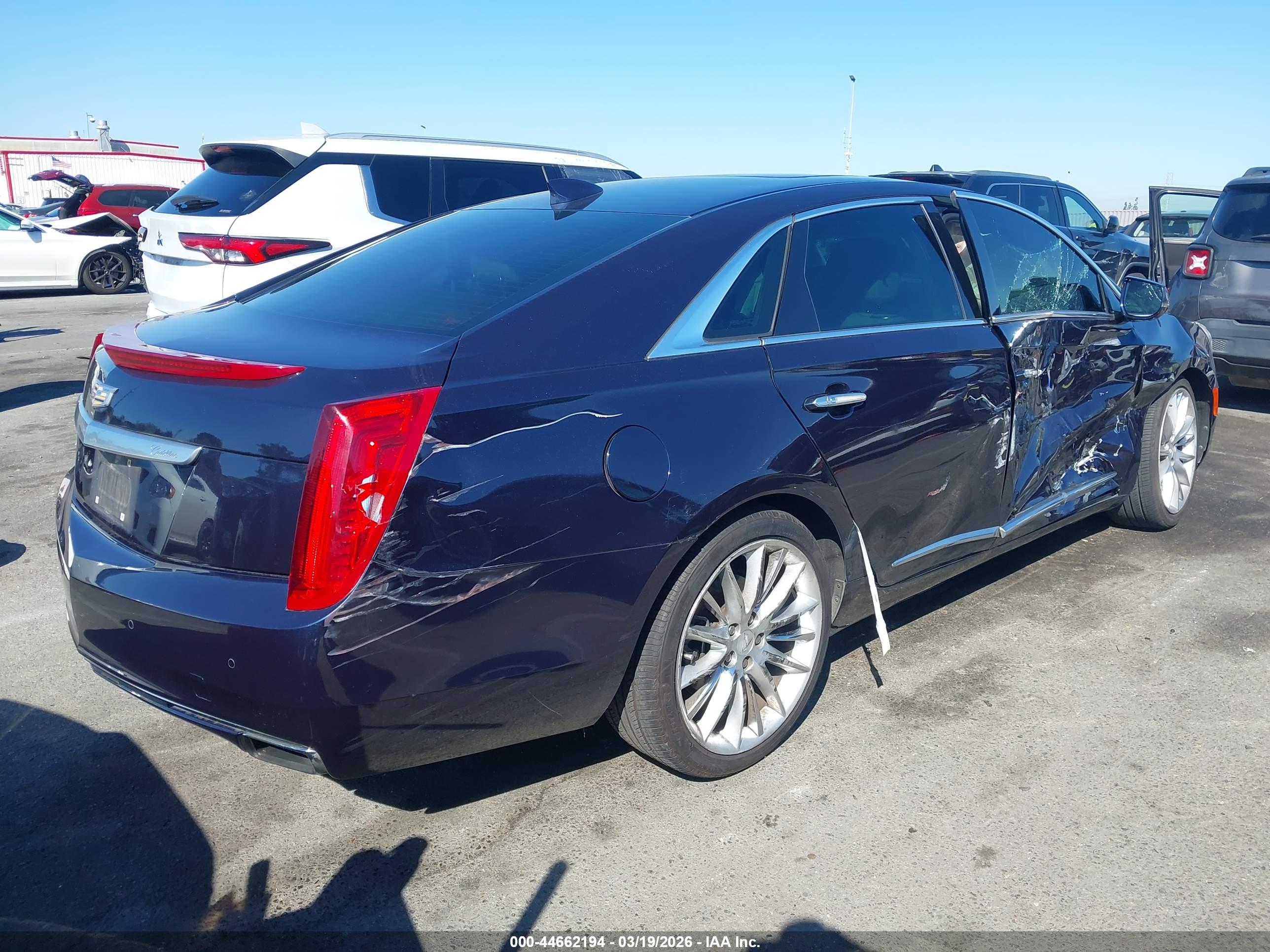 CADILLAC XTS image 4