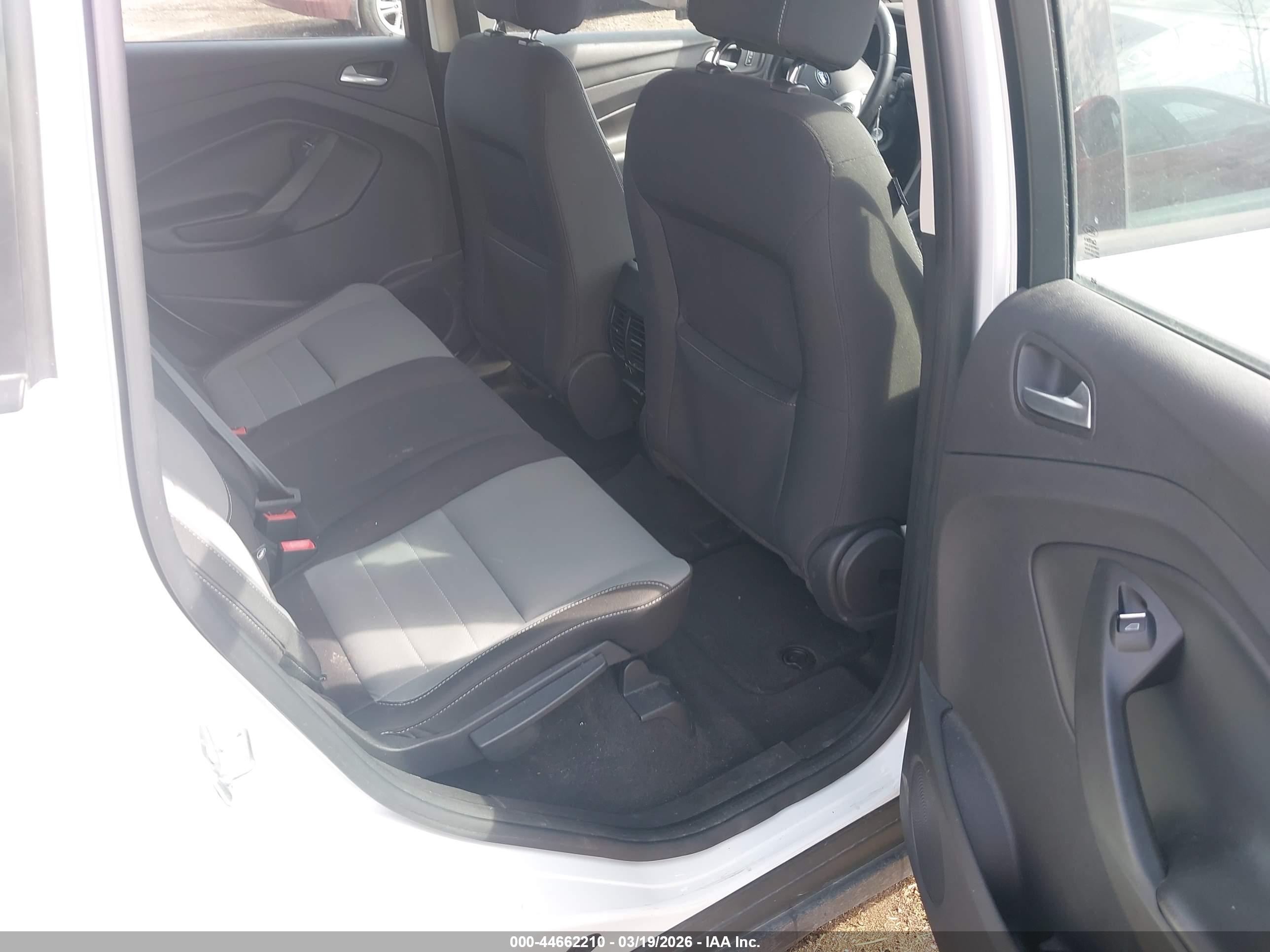 FORD C-MAX image 8