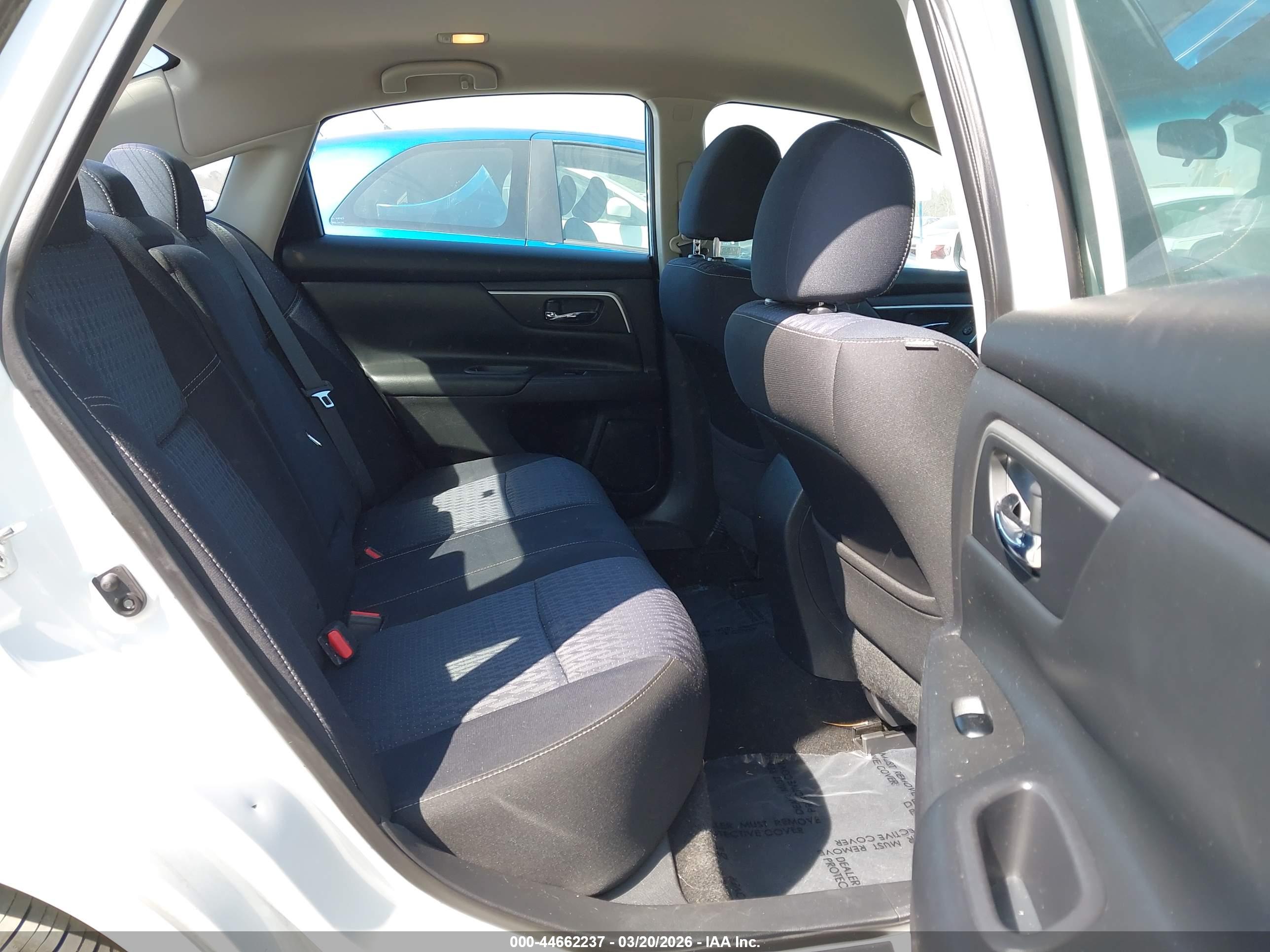 NISSAN ALTIMA image 8