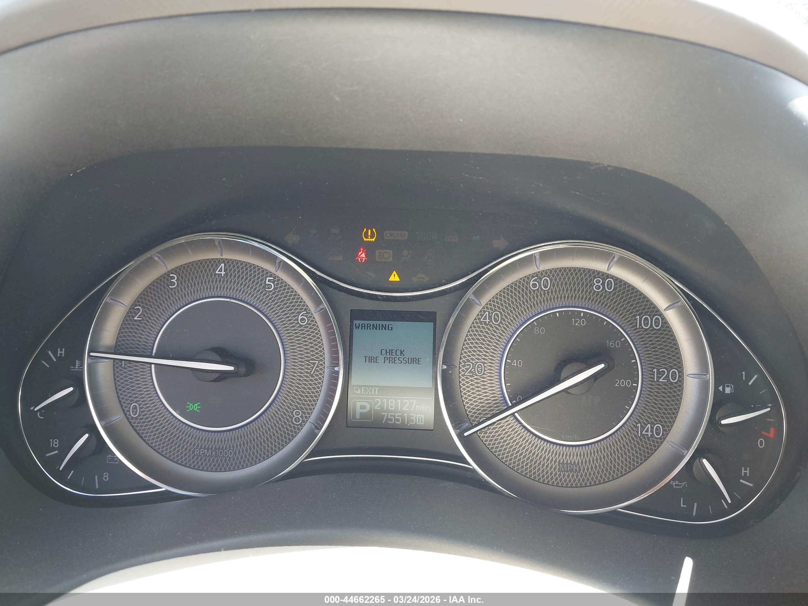 INFINITI QX80 image 7