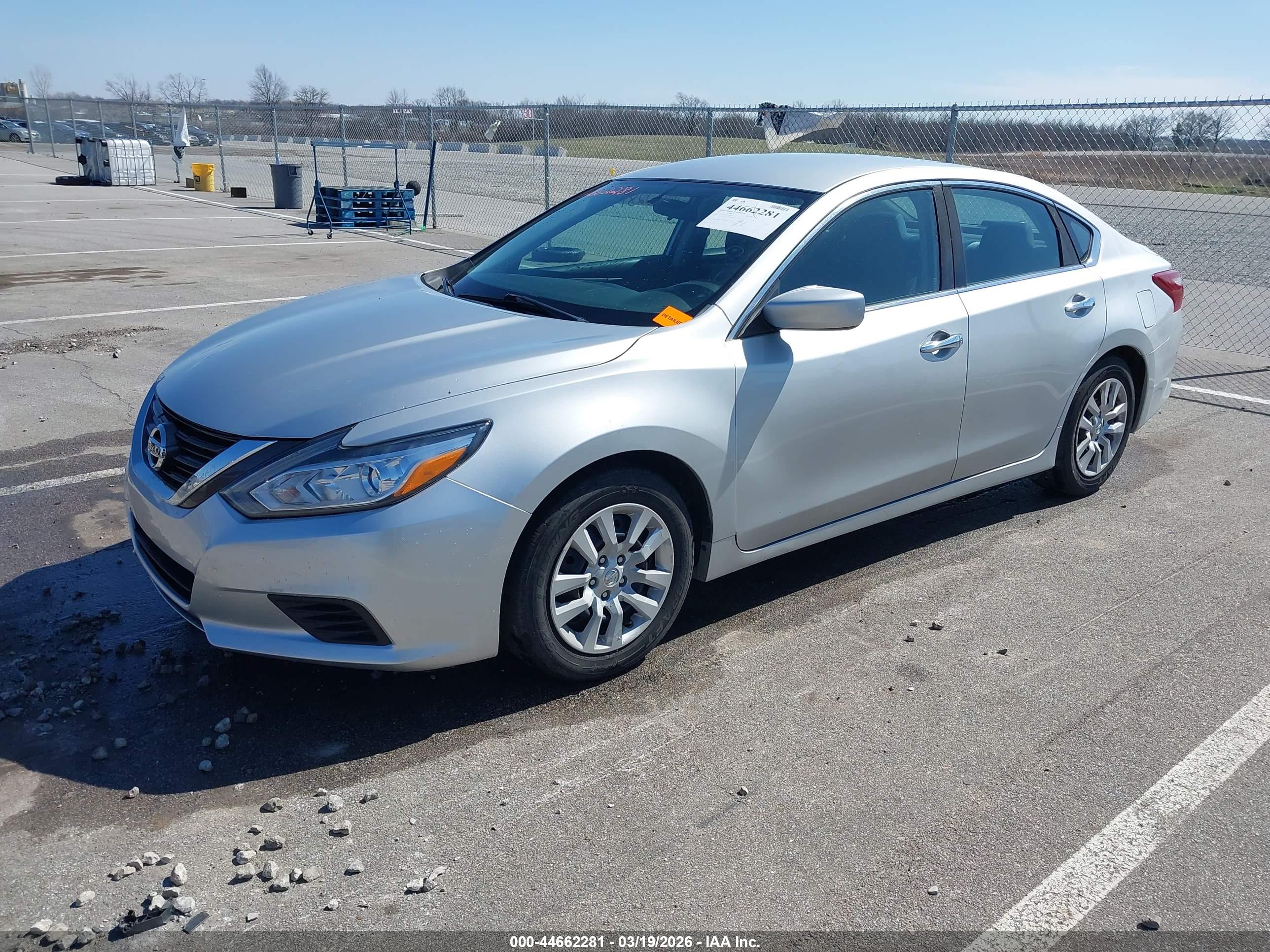 NISSAN ALTIMA image 2
