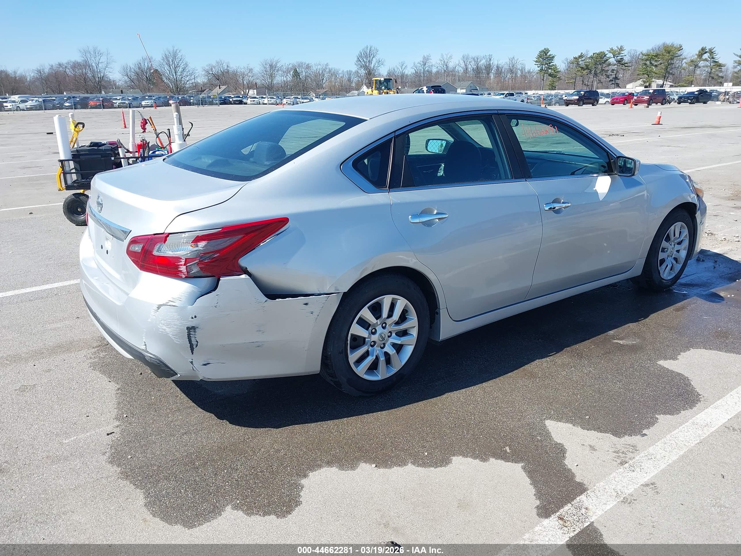 NISSAN ALTIMA image 4