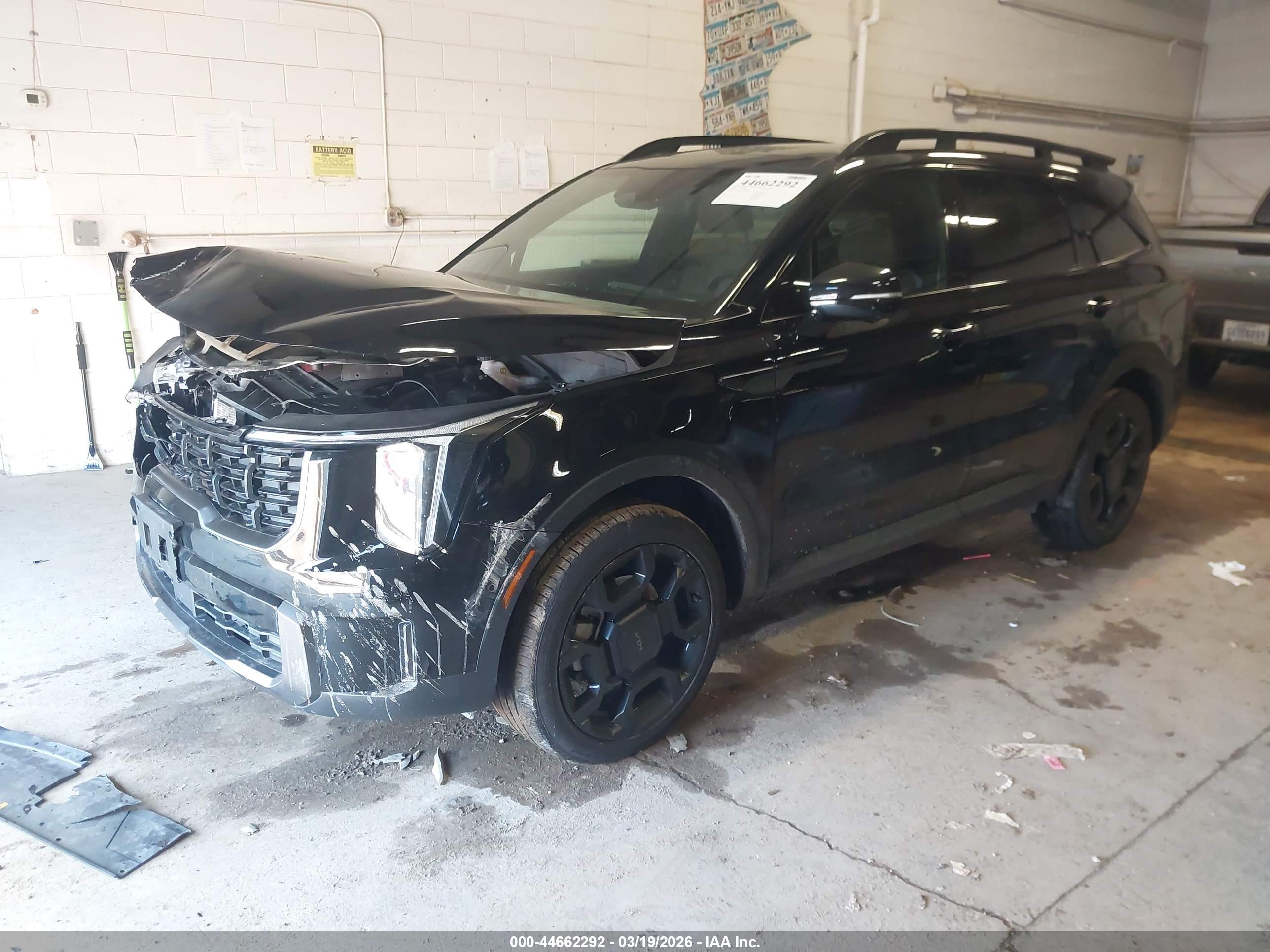 KIA SORENTO image 2