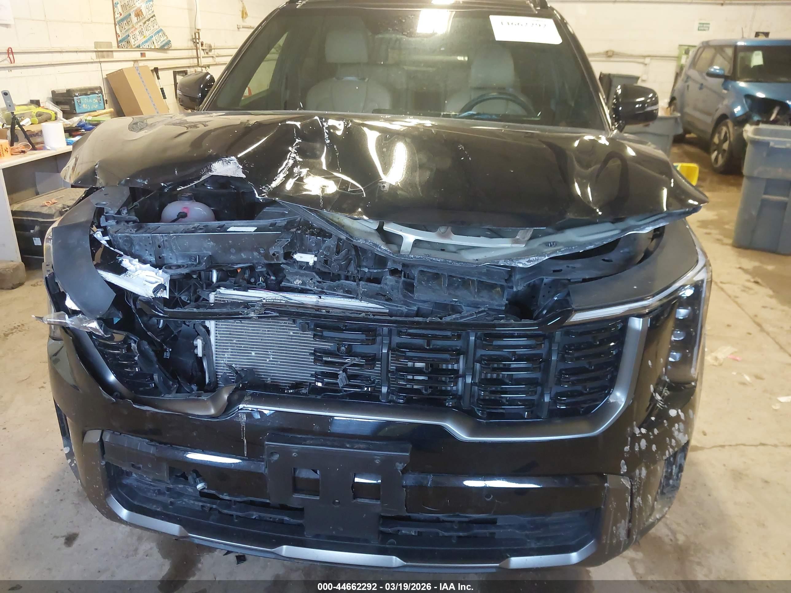KIA SORENTO image 6