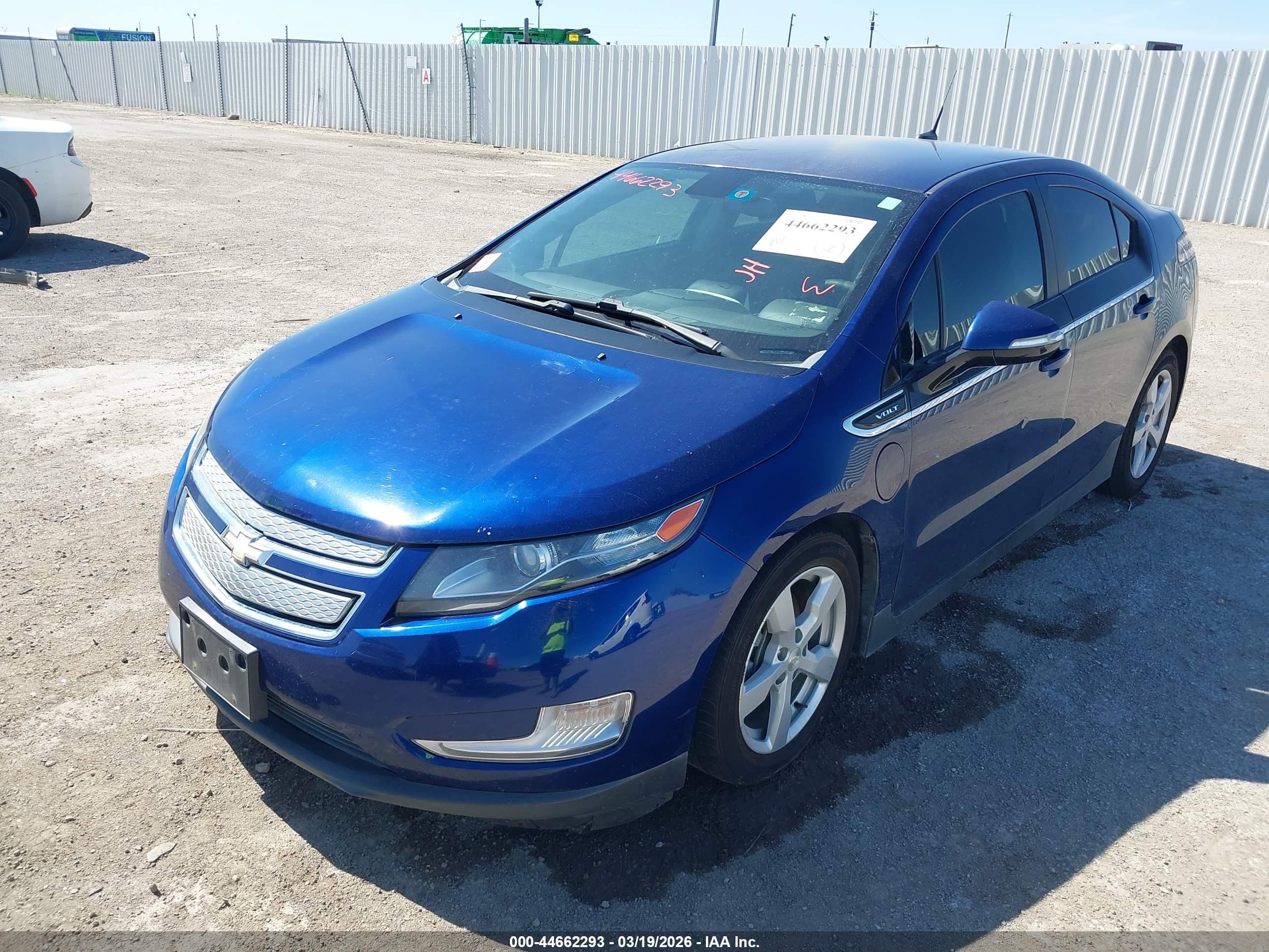 CHEVROLET VOLT image 2