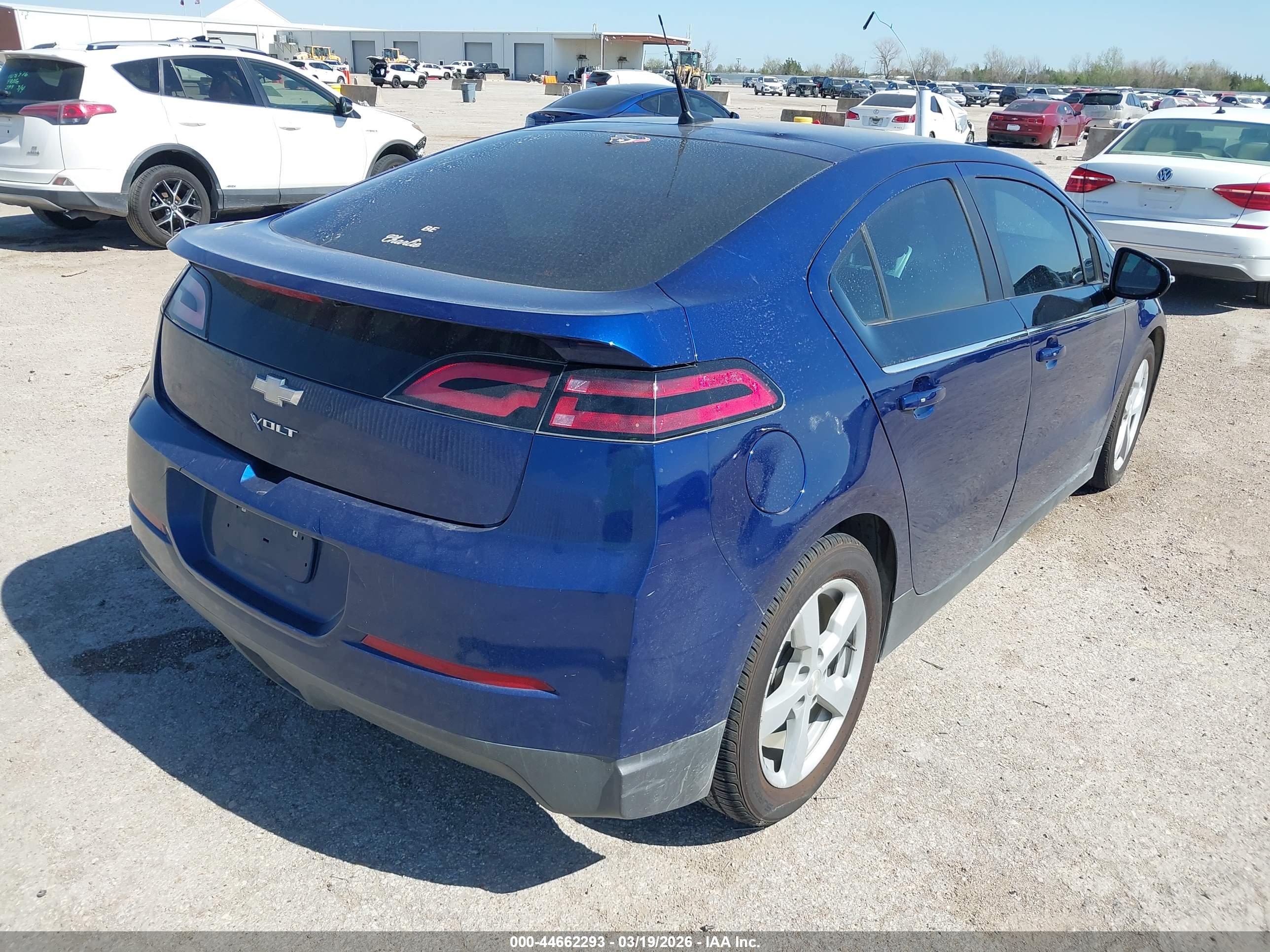 CHEVROLET VOLT image 4