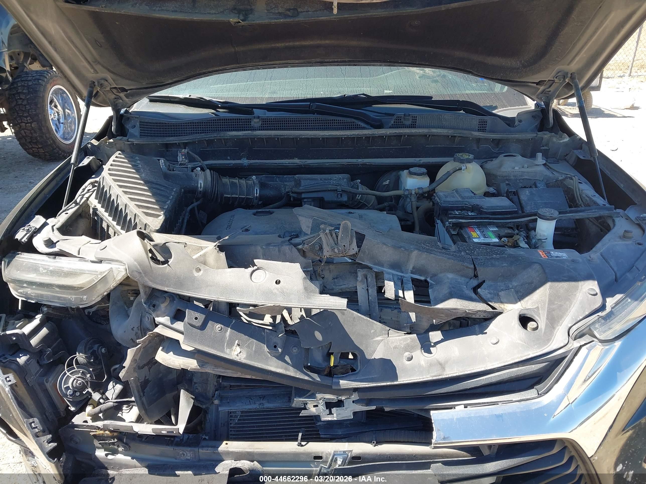 CHEVROLET BLAZER image 10