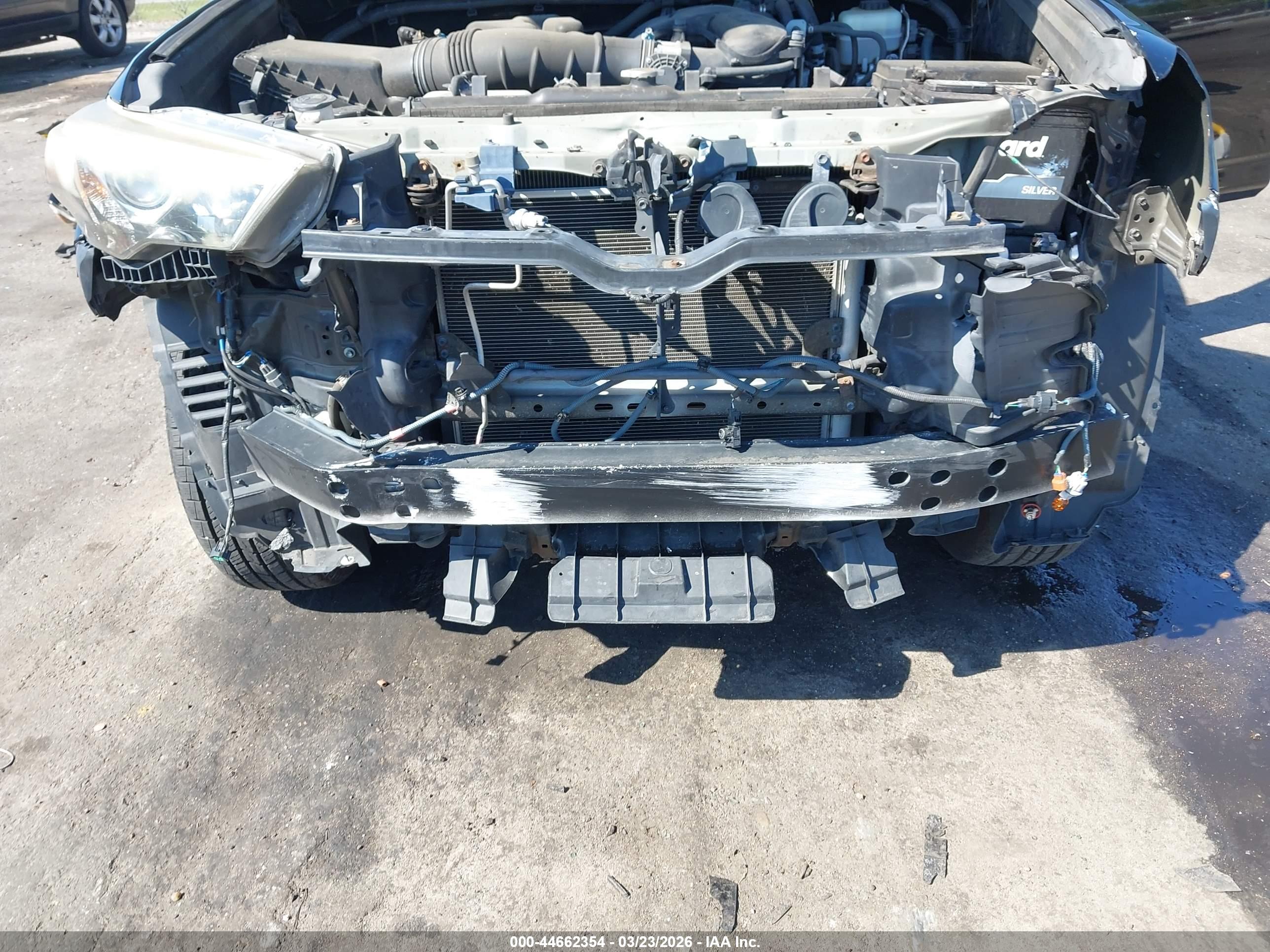 TOYOTA 4RUNNER image 6