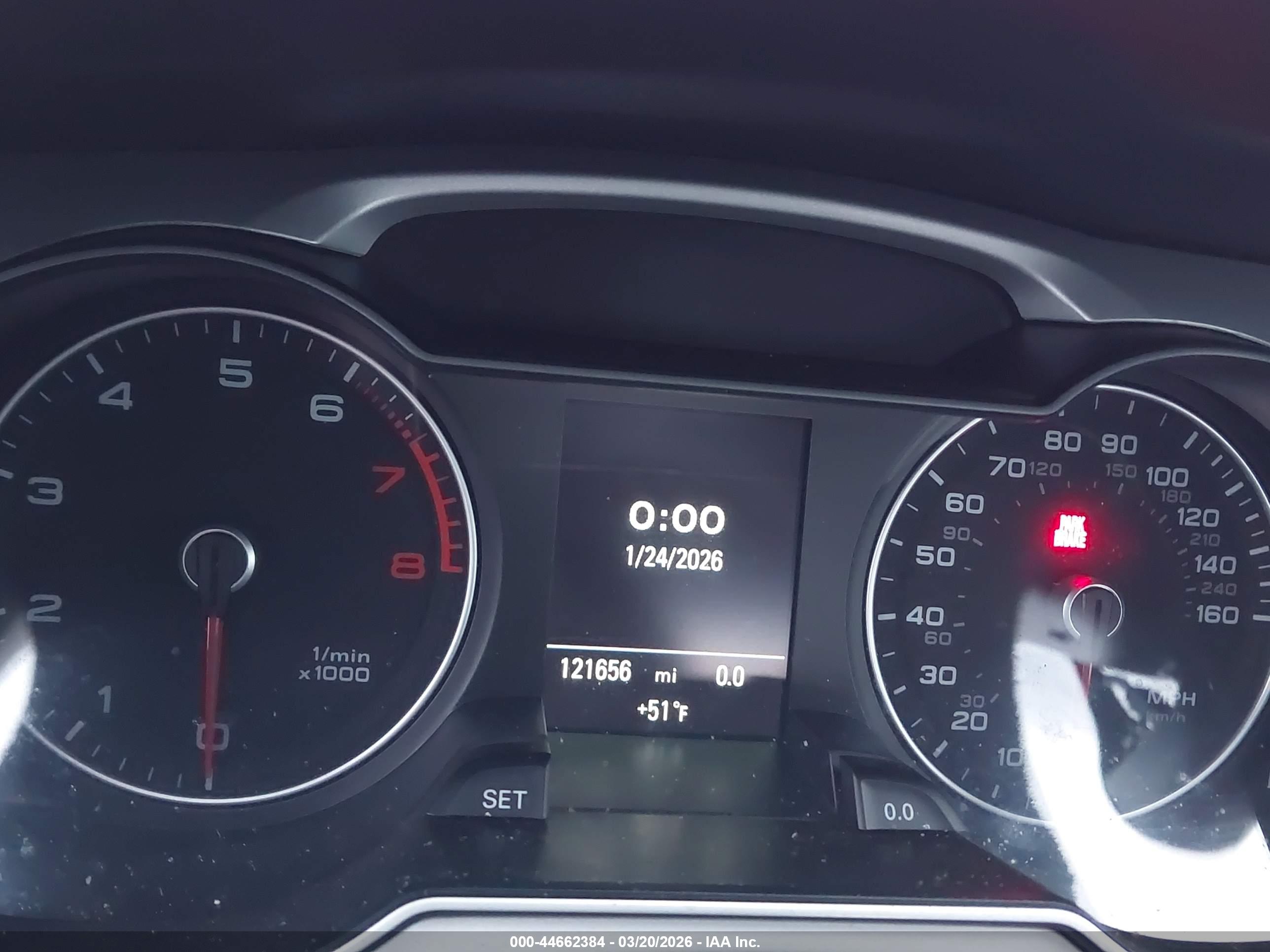 AUDI A4 image 7