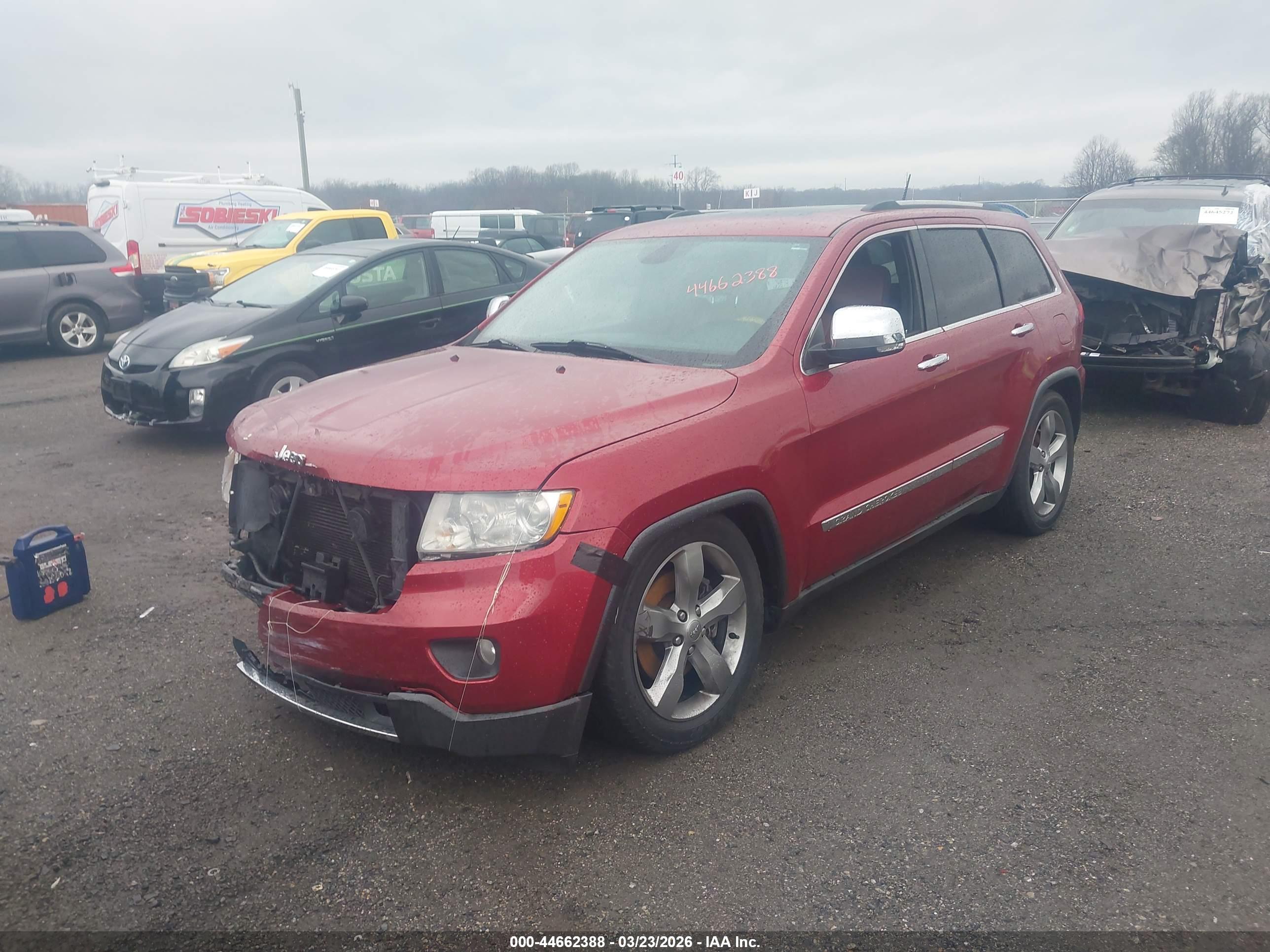 JEEP GRAND image 2