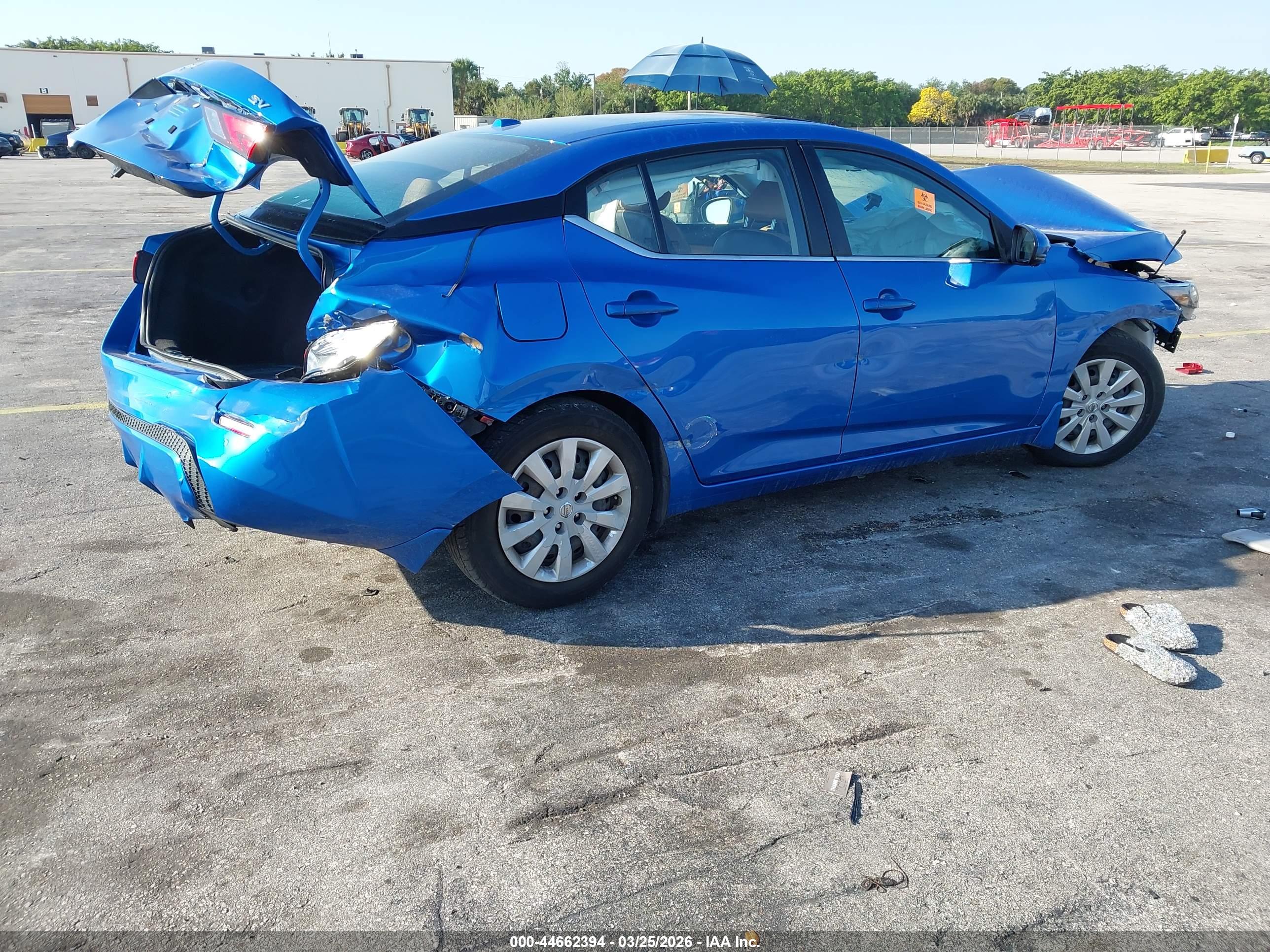 NISSAN SENTRA image 4