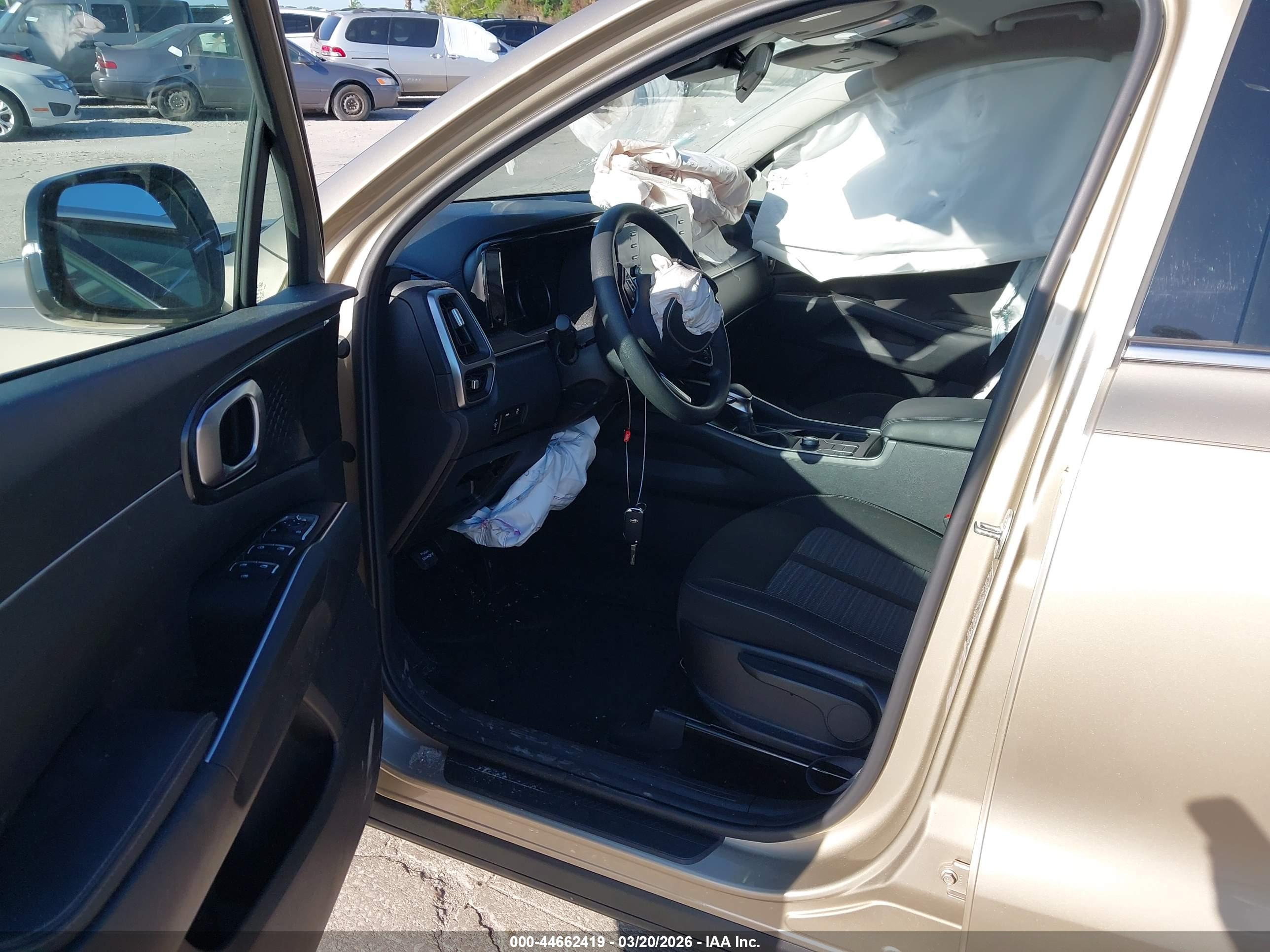 KIA SORENTO image 5