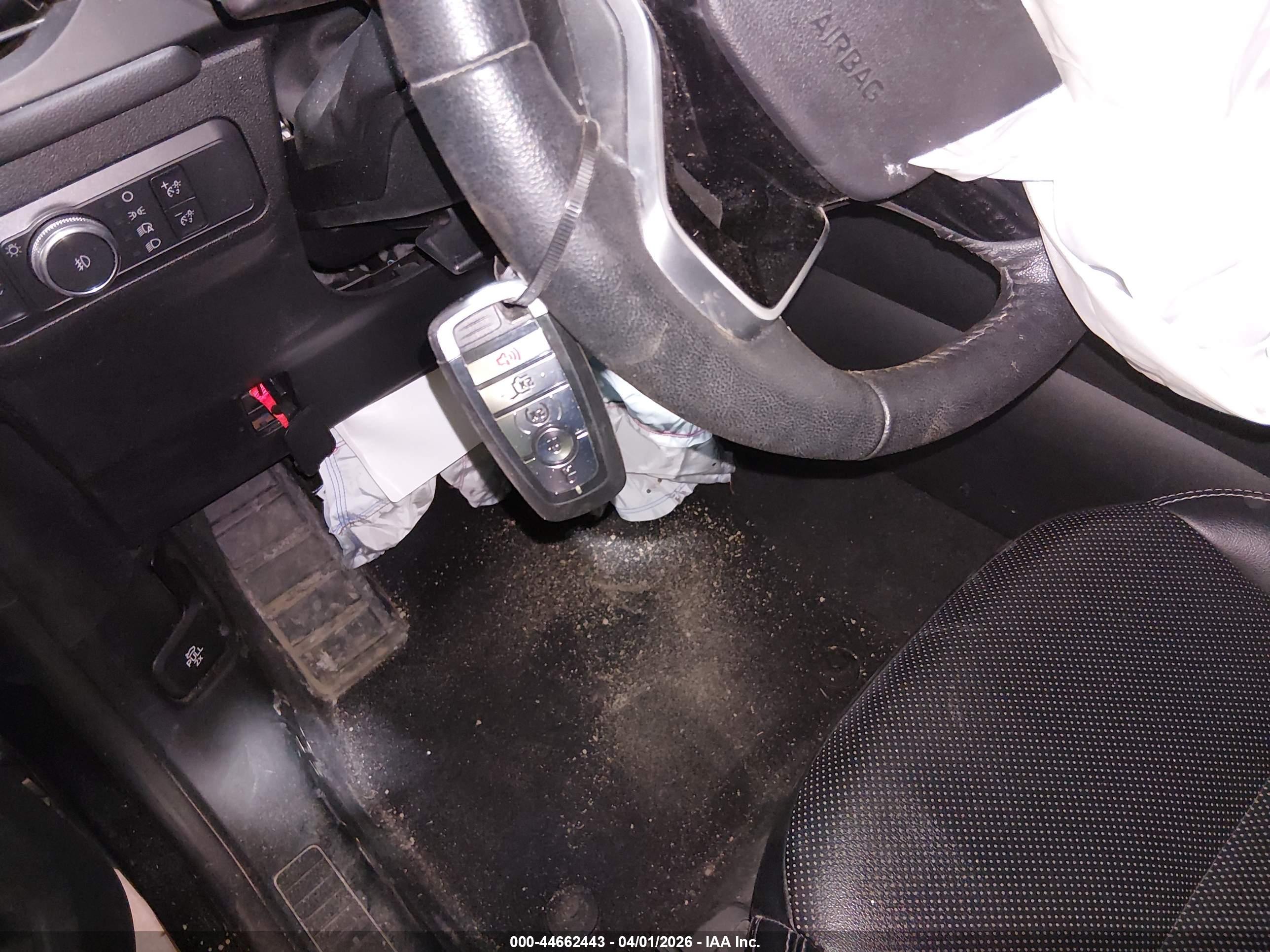 FORD ESCAPE image 11