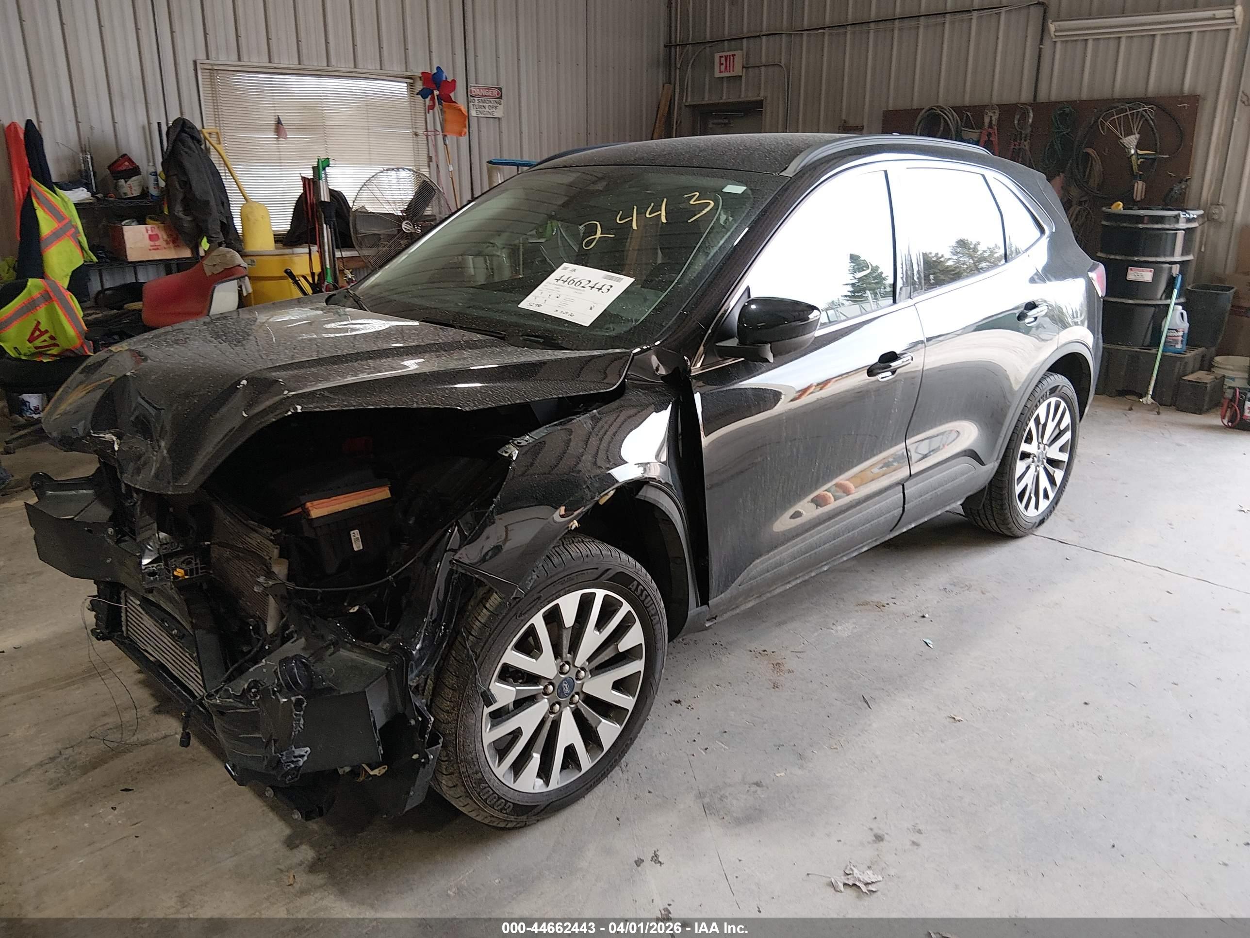 FORD ESCAPE image 2