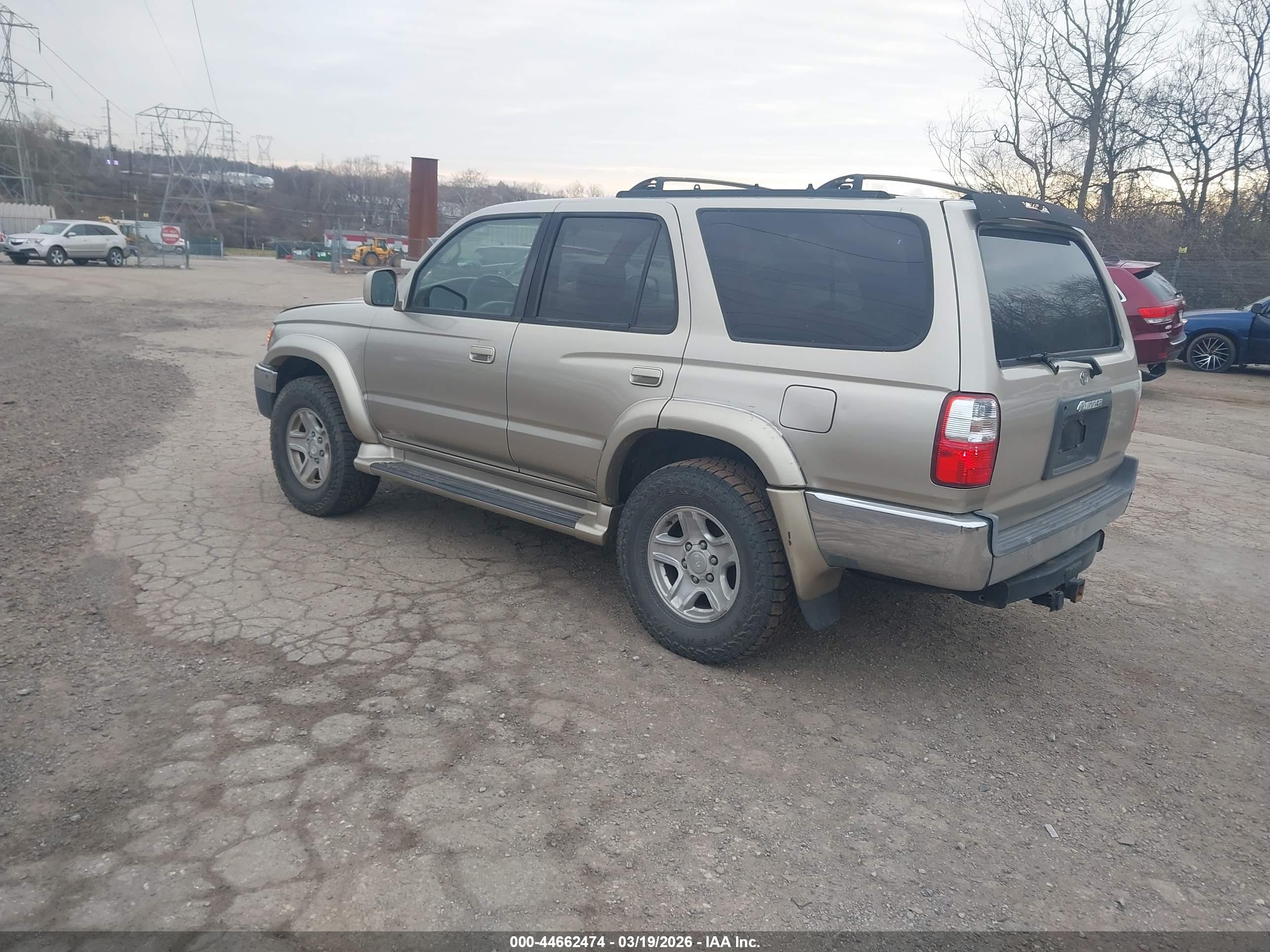 TOYOTA 4RUNNER image 3