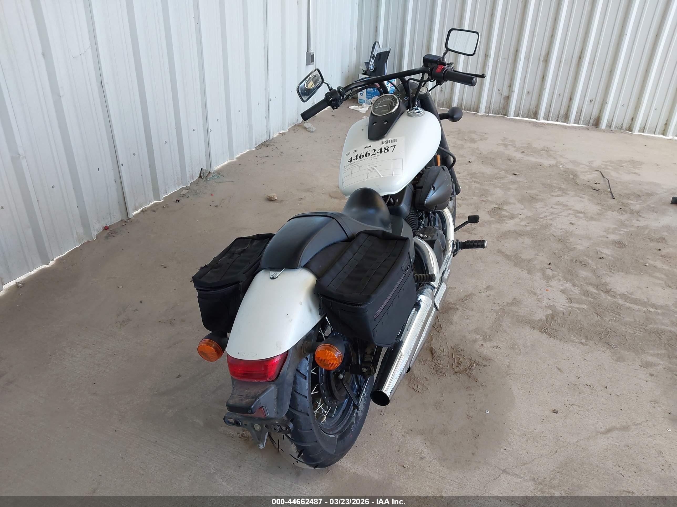 HONDA VT750 image 4
