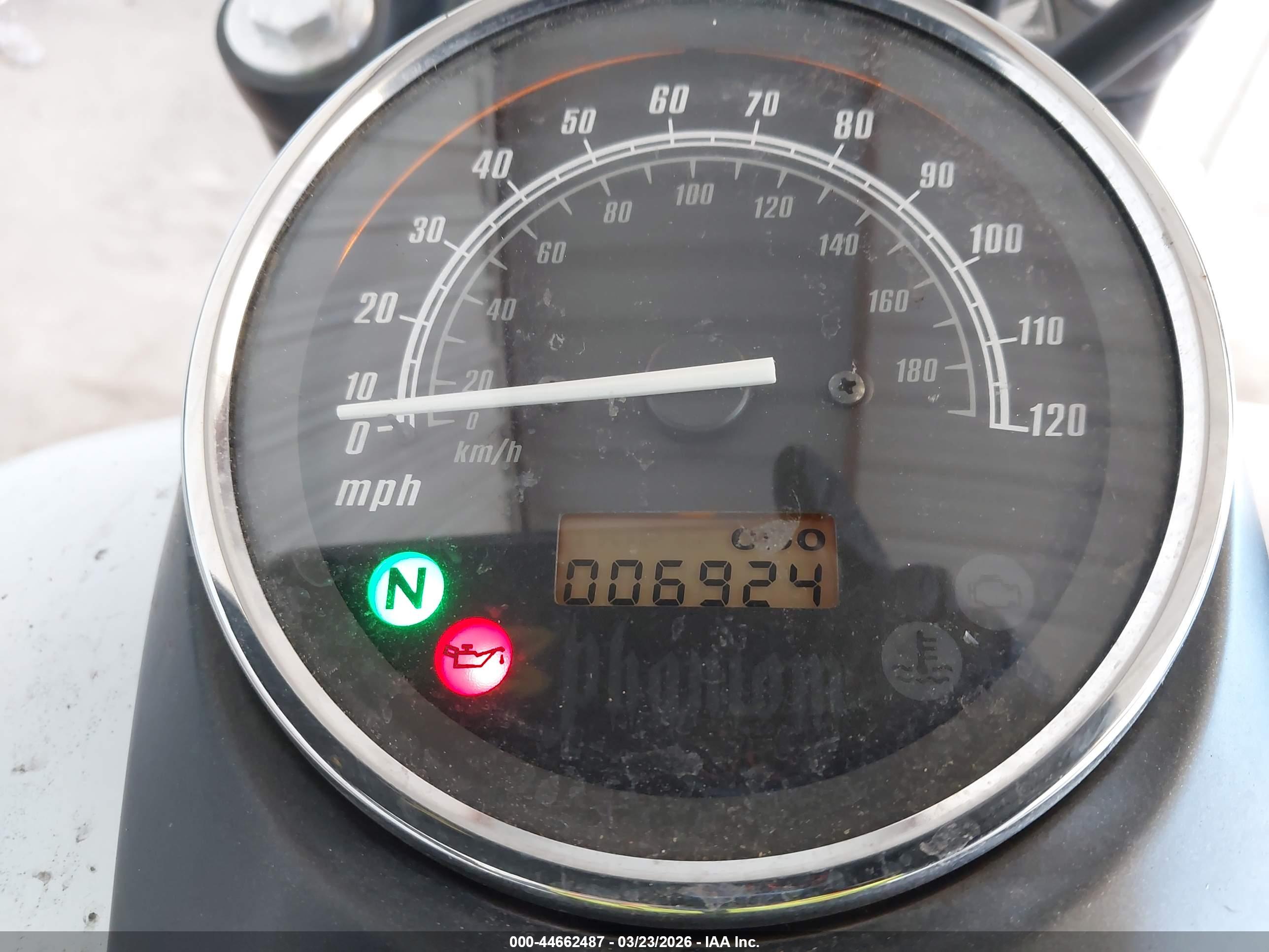 HONDA VT750 image 7