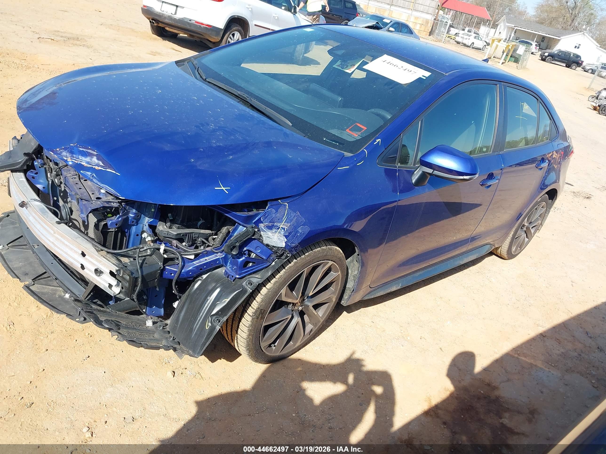 TOYOTA COROLLA image 2