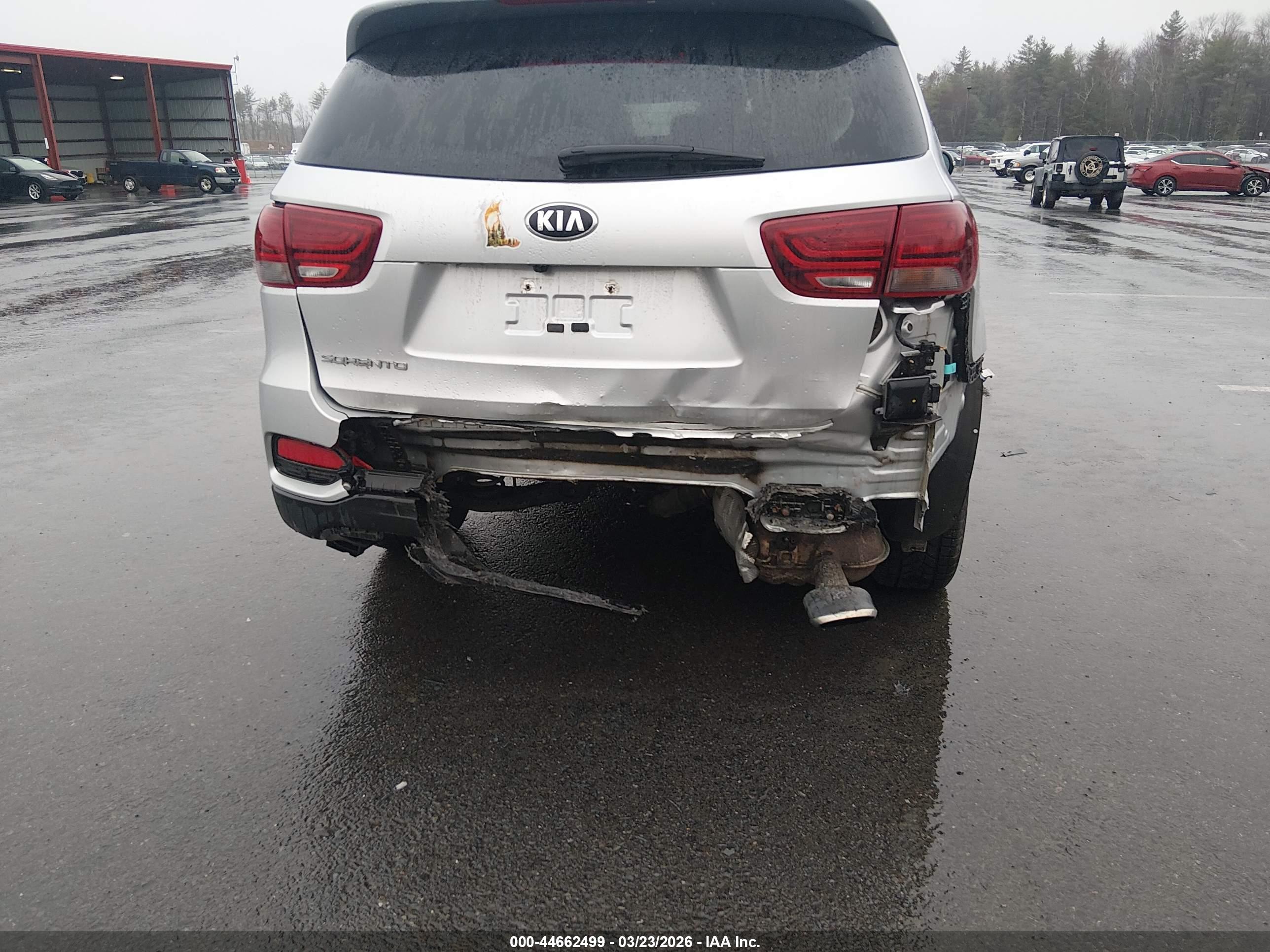 KIA SORENTO image 6