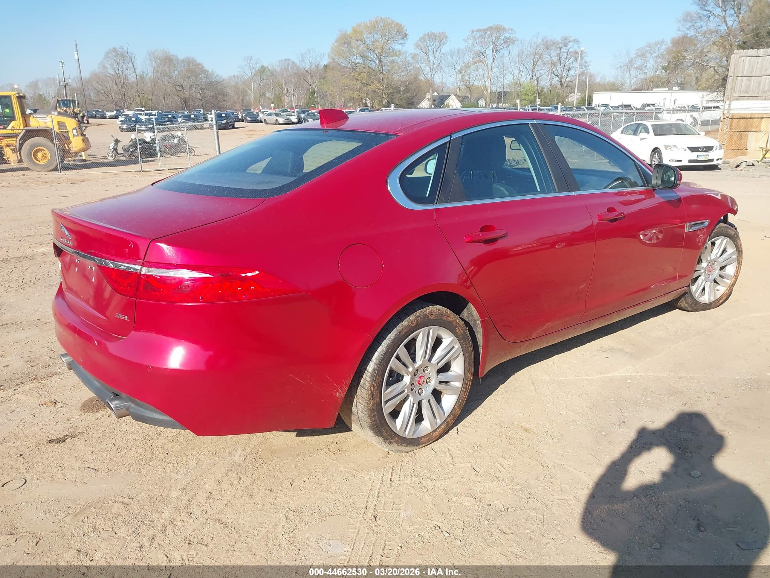 JAGUAR XF image 4