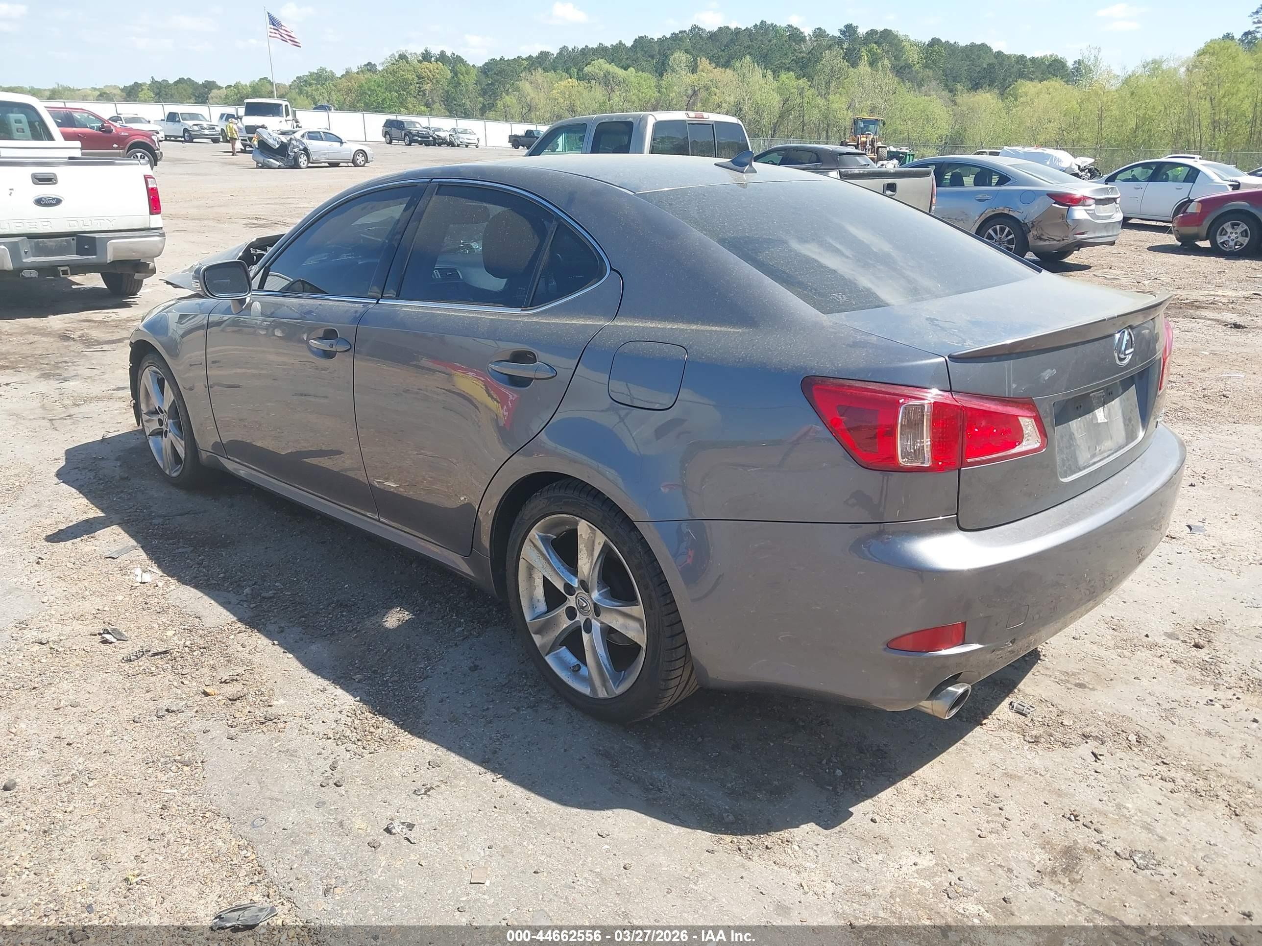 LEXUS IS image 3