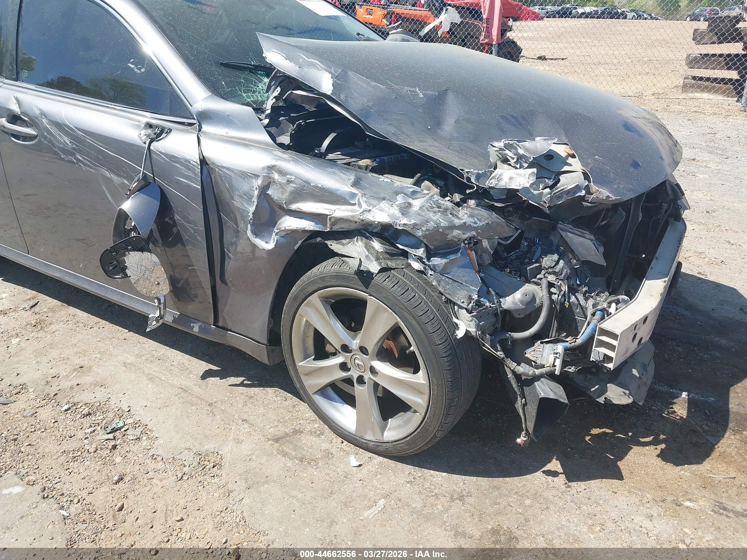 LEXUS IS image 6