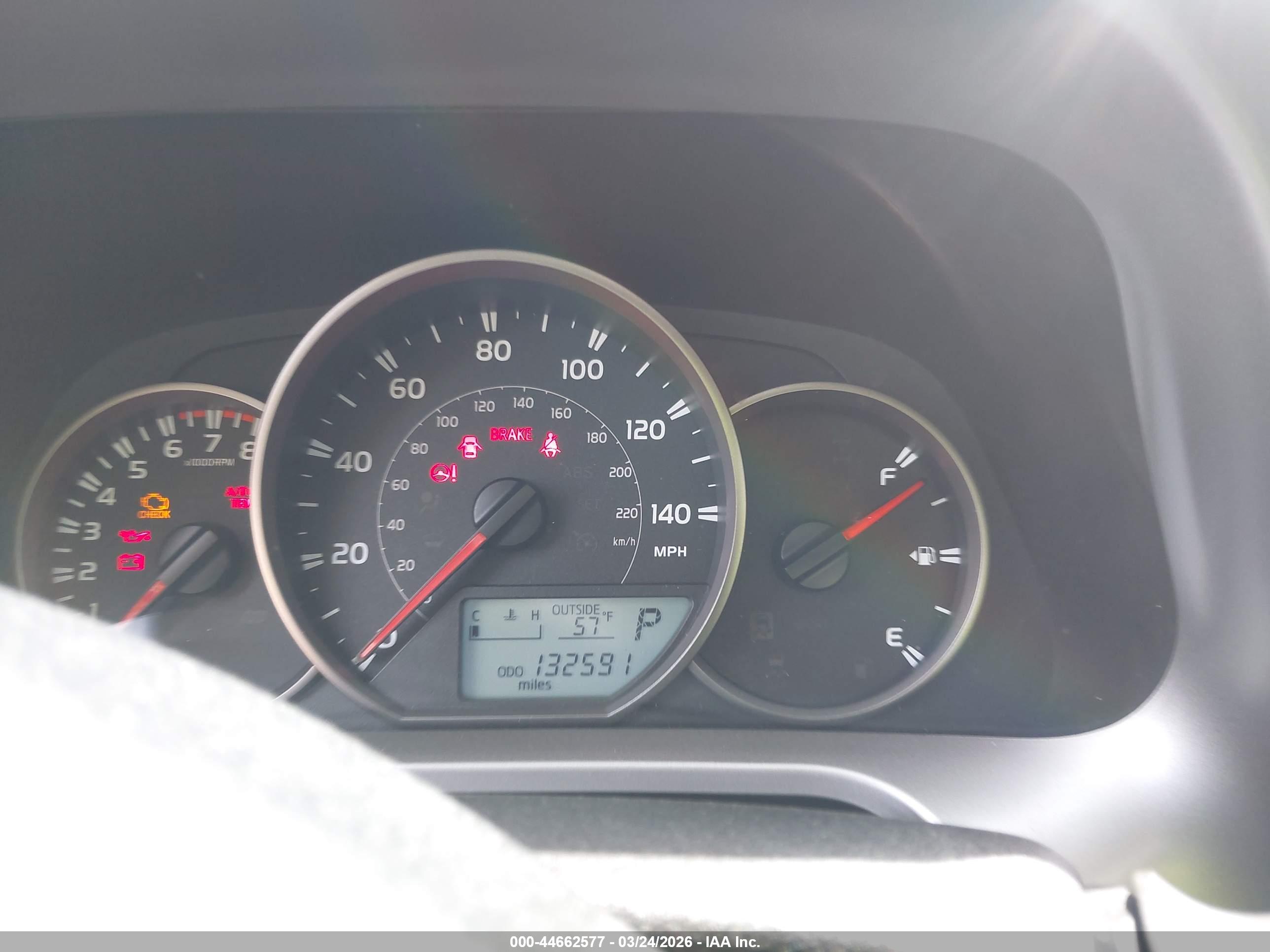 TOYOTA RAV4 image 7