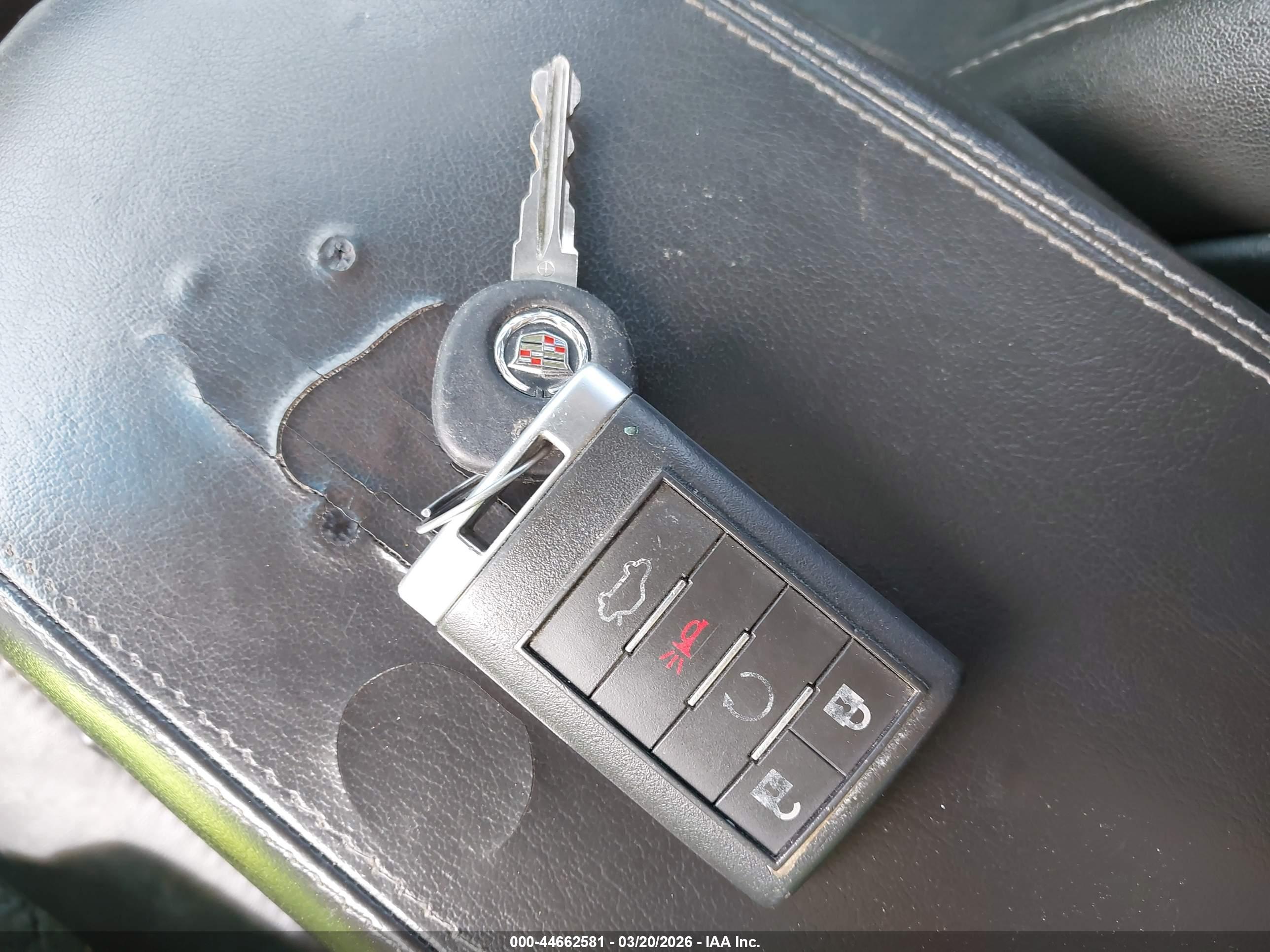 CADILLAC CTS image 11