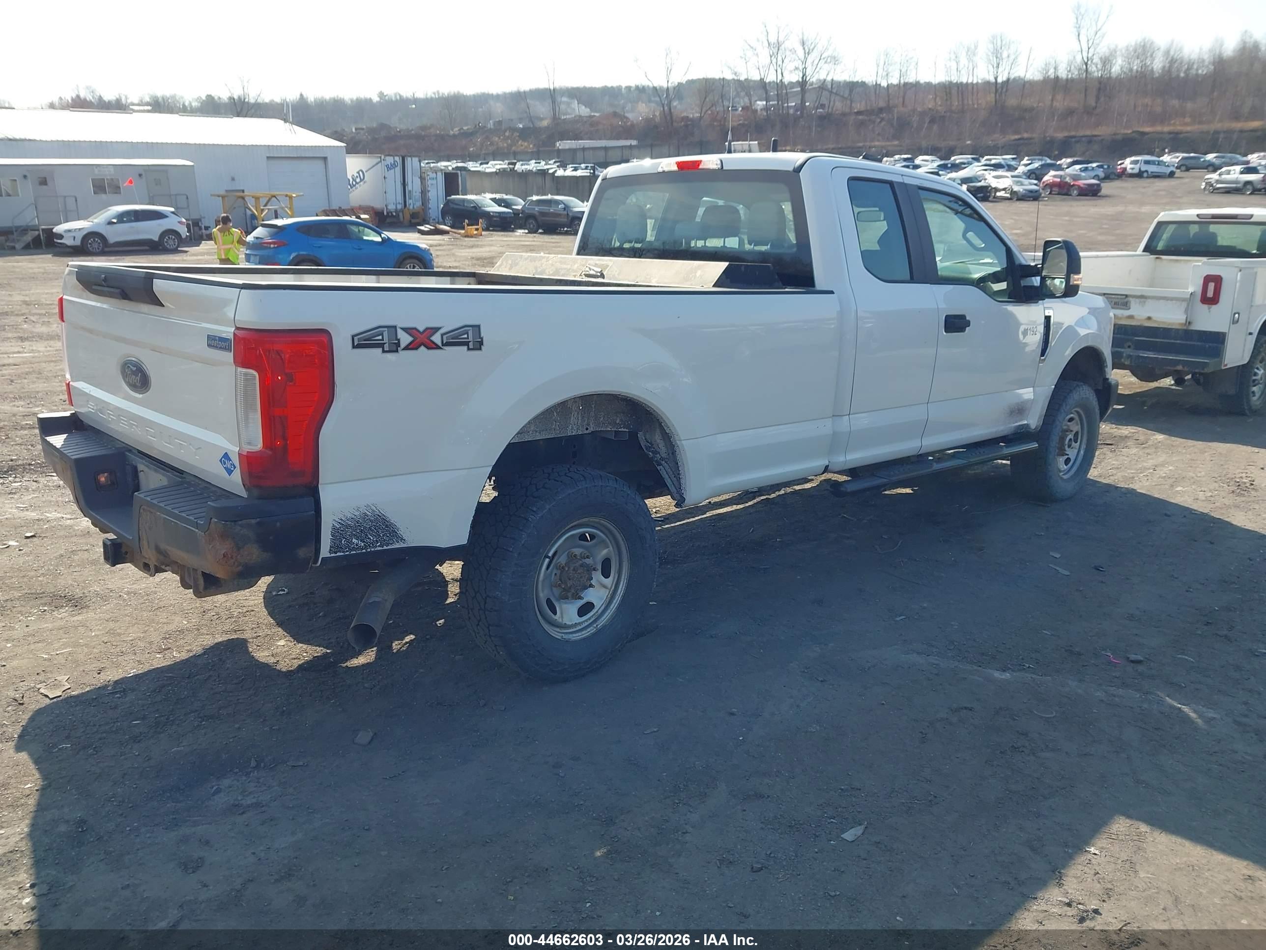 FORD F-250 image 4