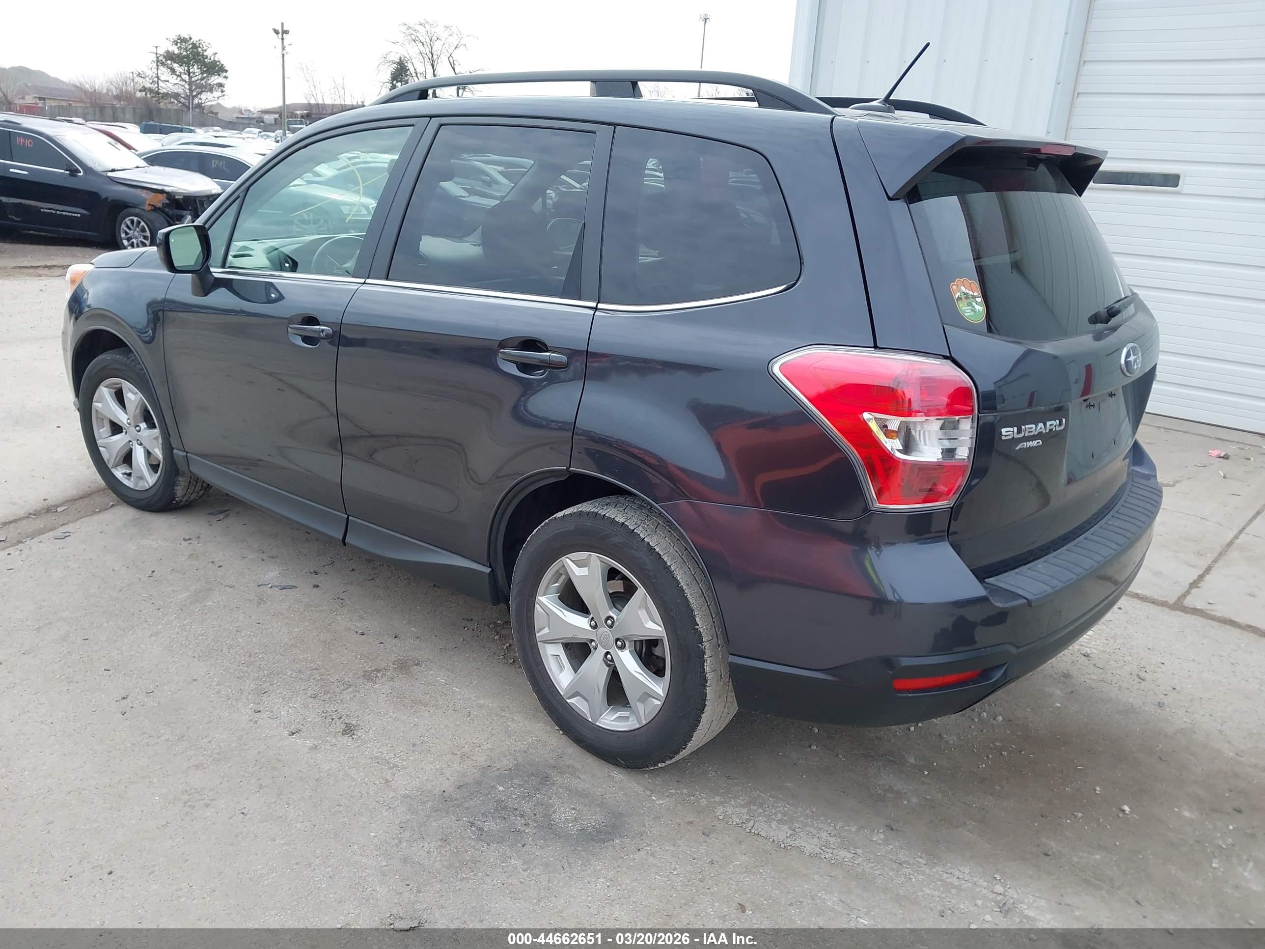 SUBARU FORESTER image 3