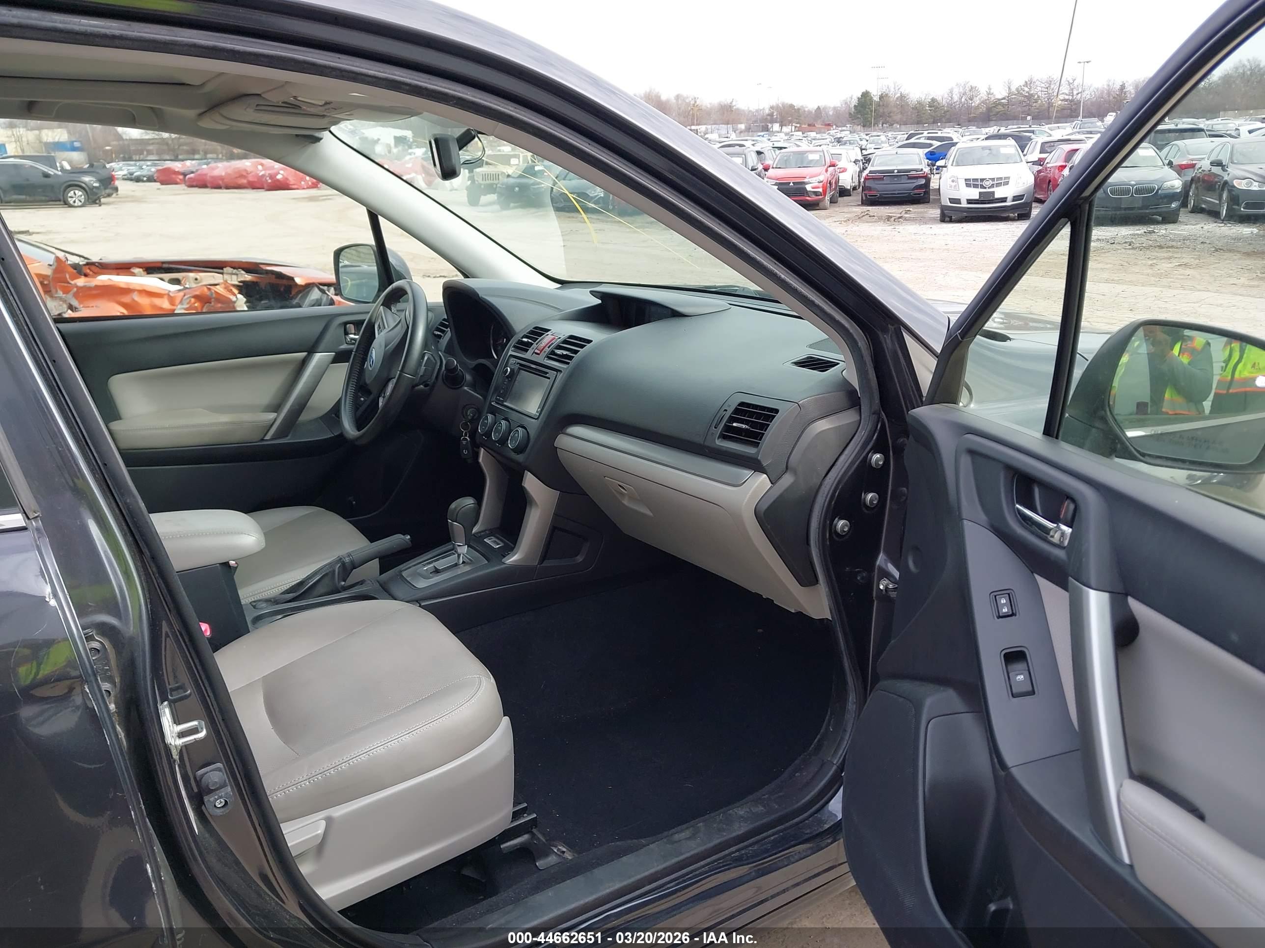 SUBARU FORESTER image 5