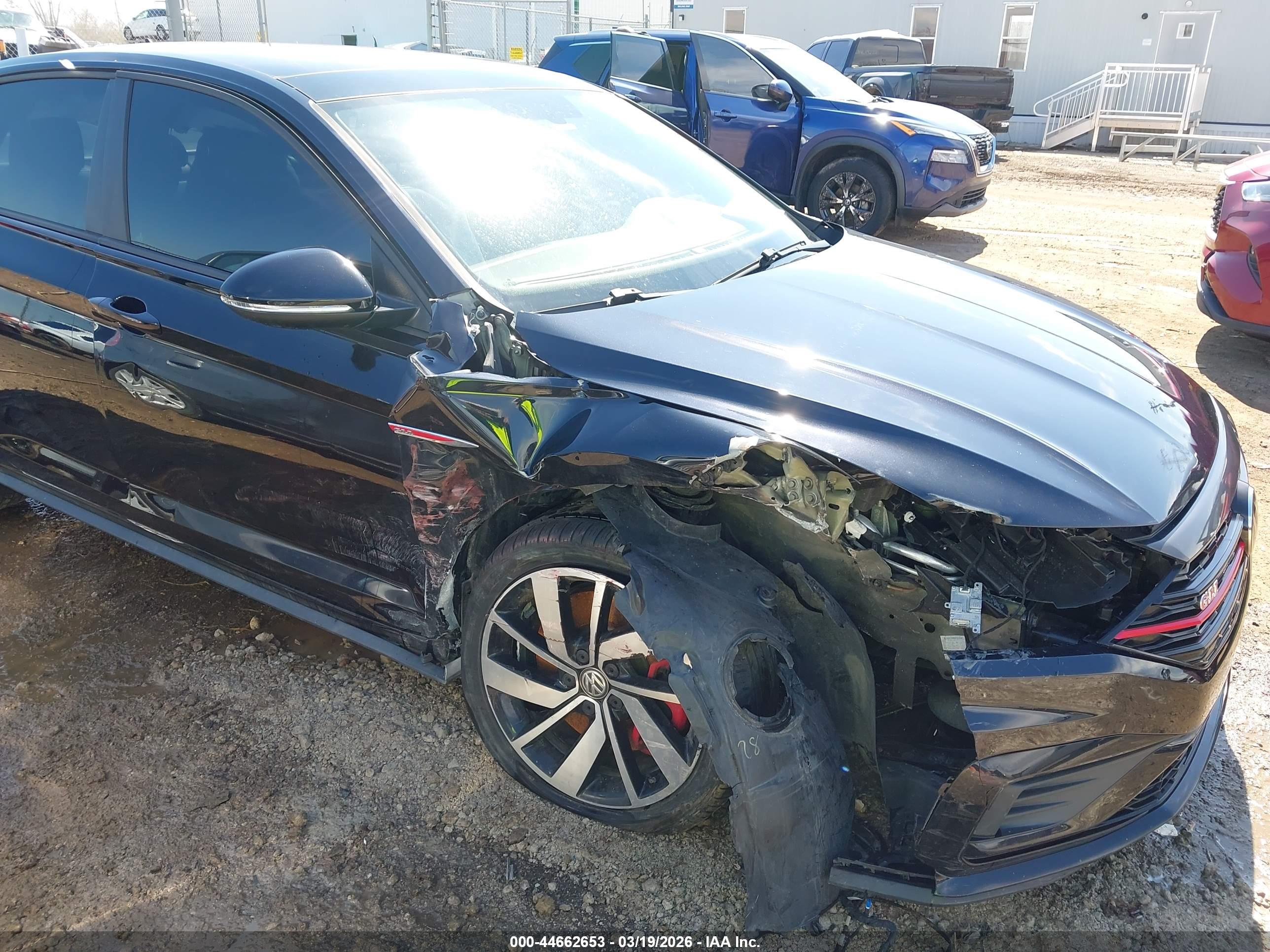 VOLKSWAGEN JETTA image 6