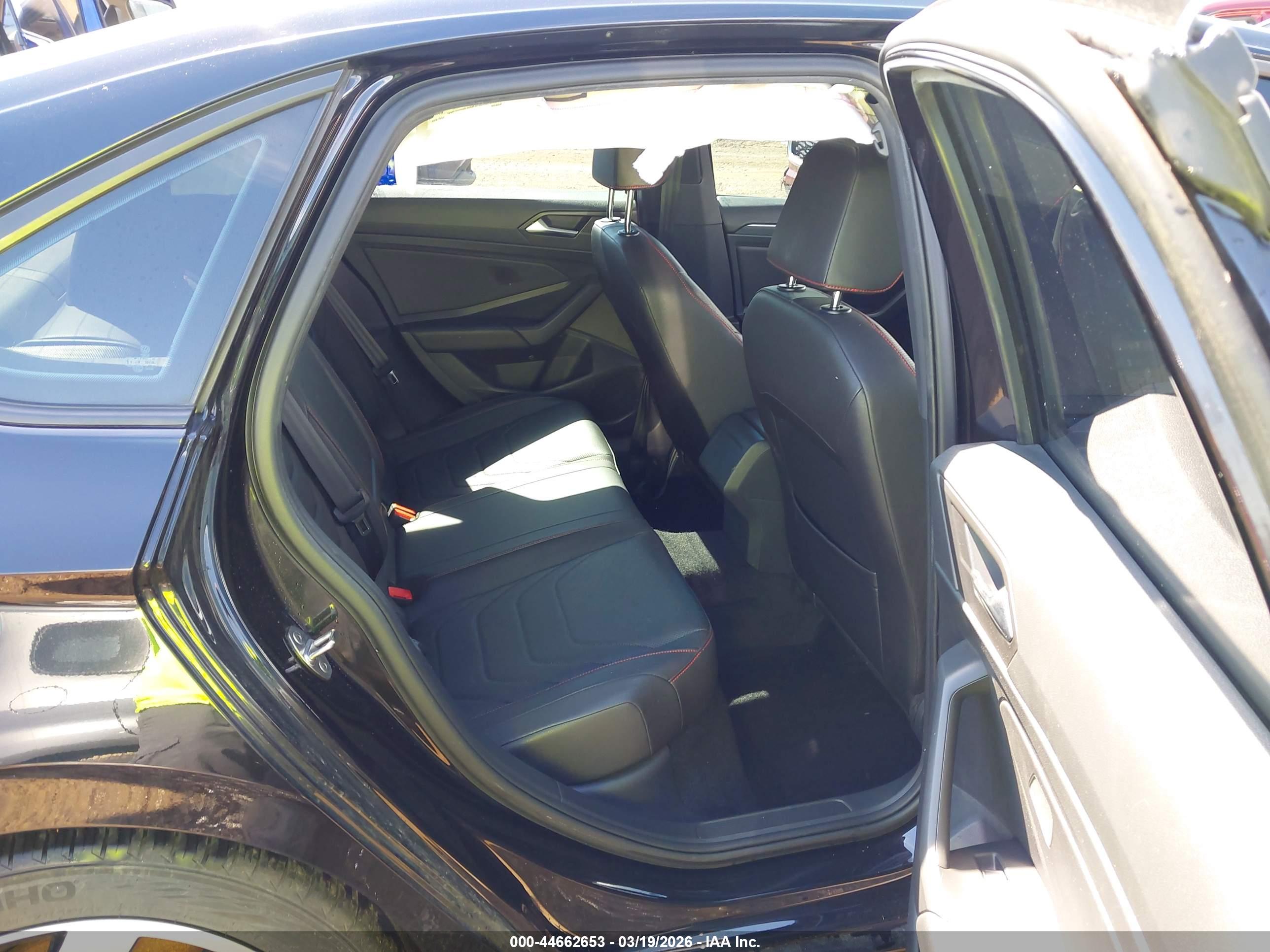 VOLKSWAGEN JETTA image 8