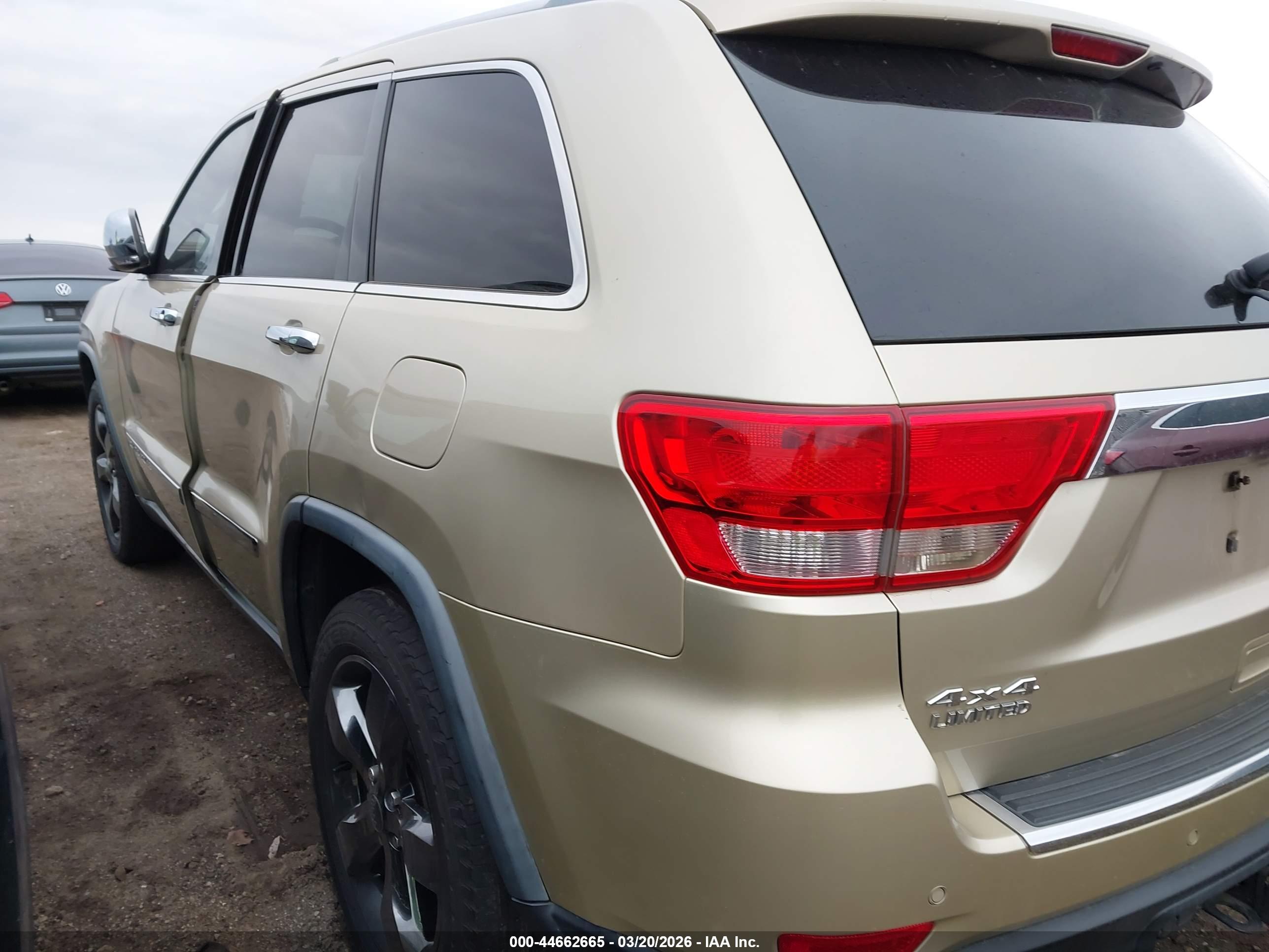 JEEP GRAND image 3