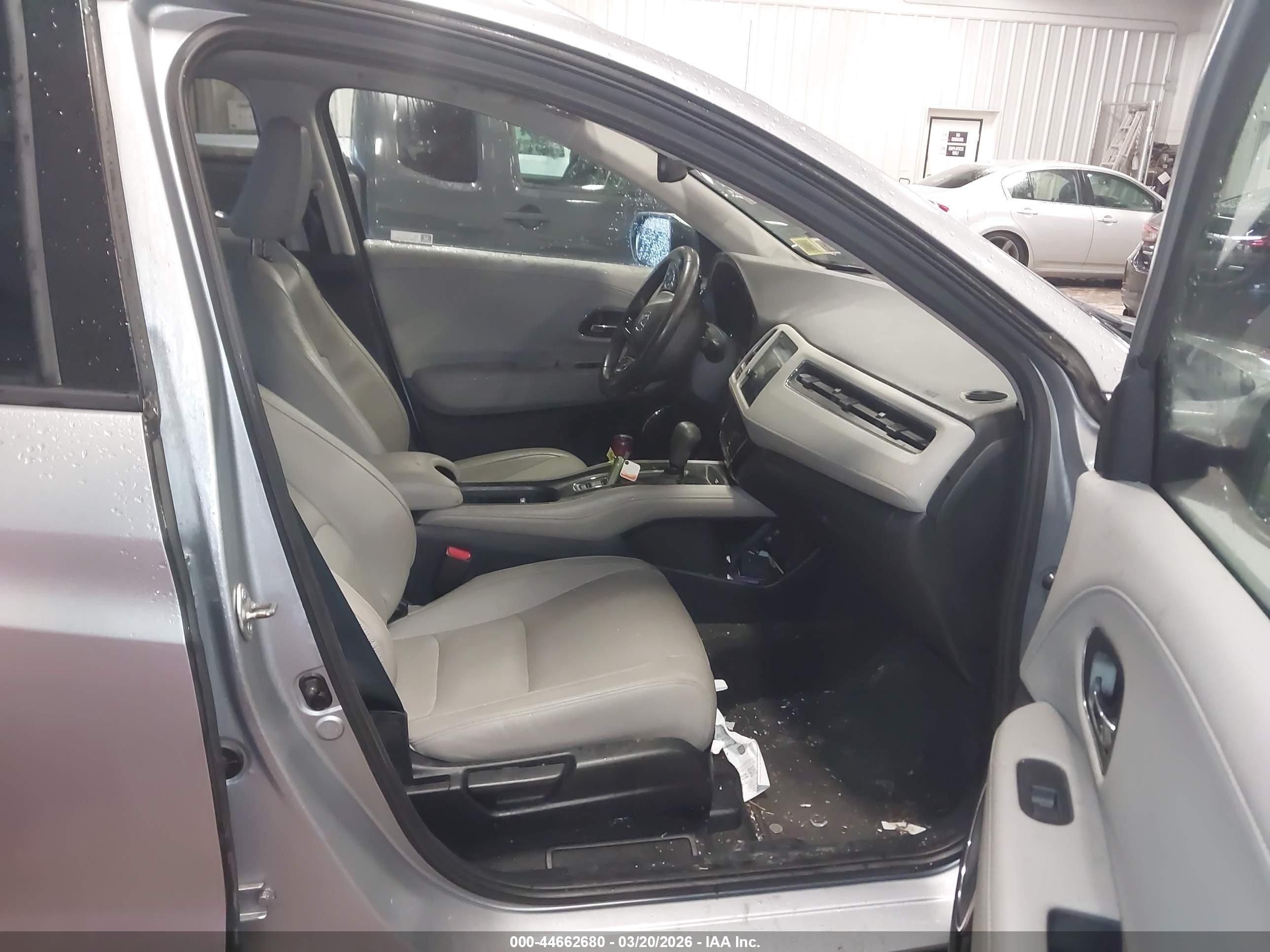 HONDA HR-V image 5