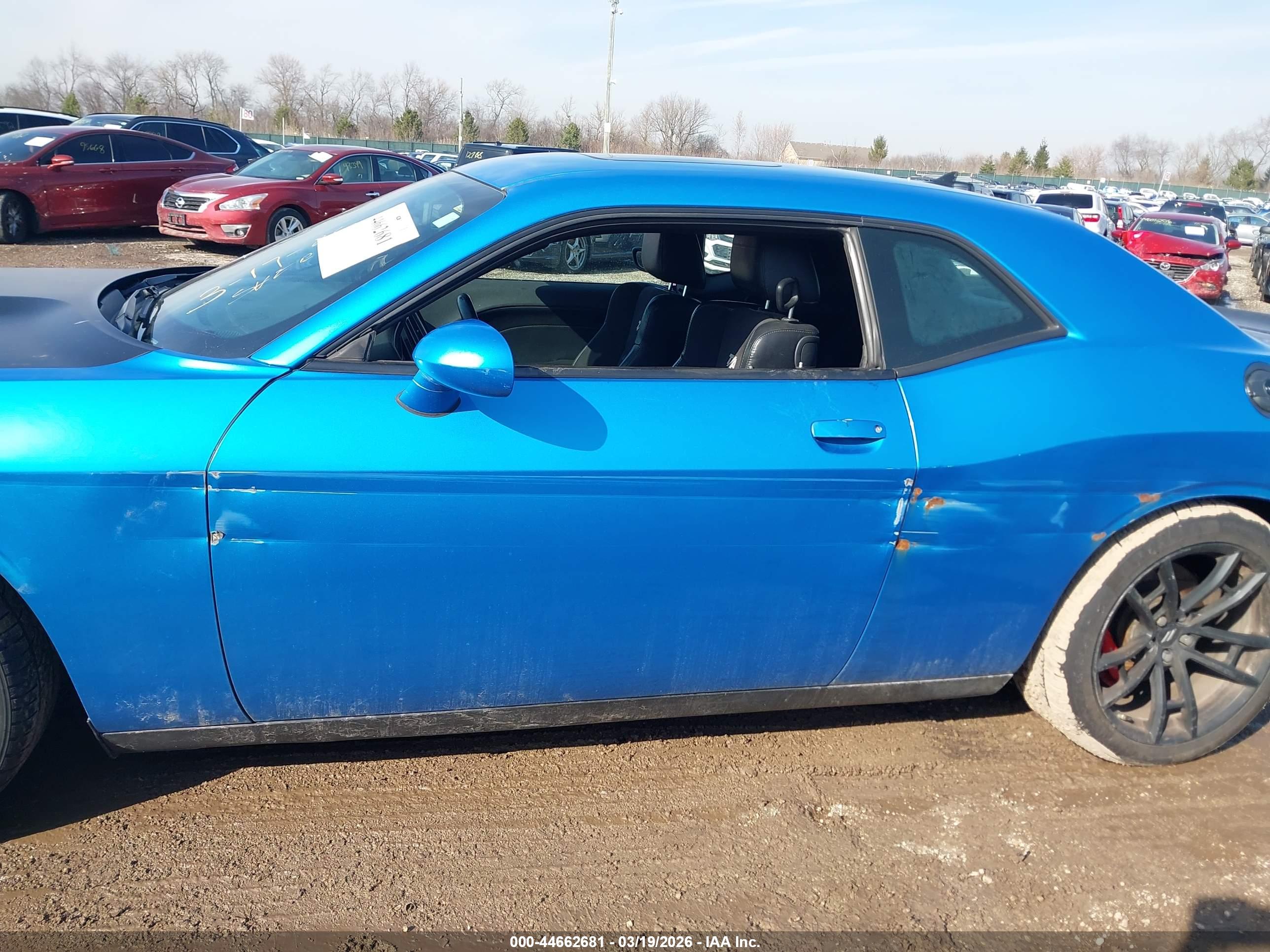 DODGE CHALLENGER image 6