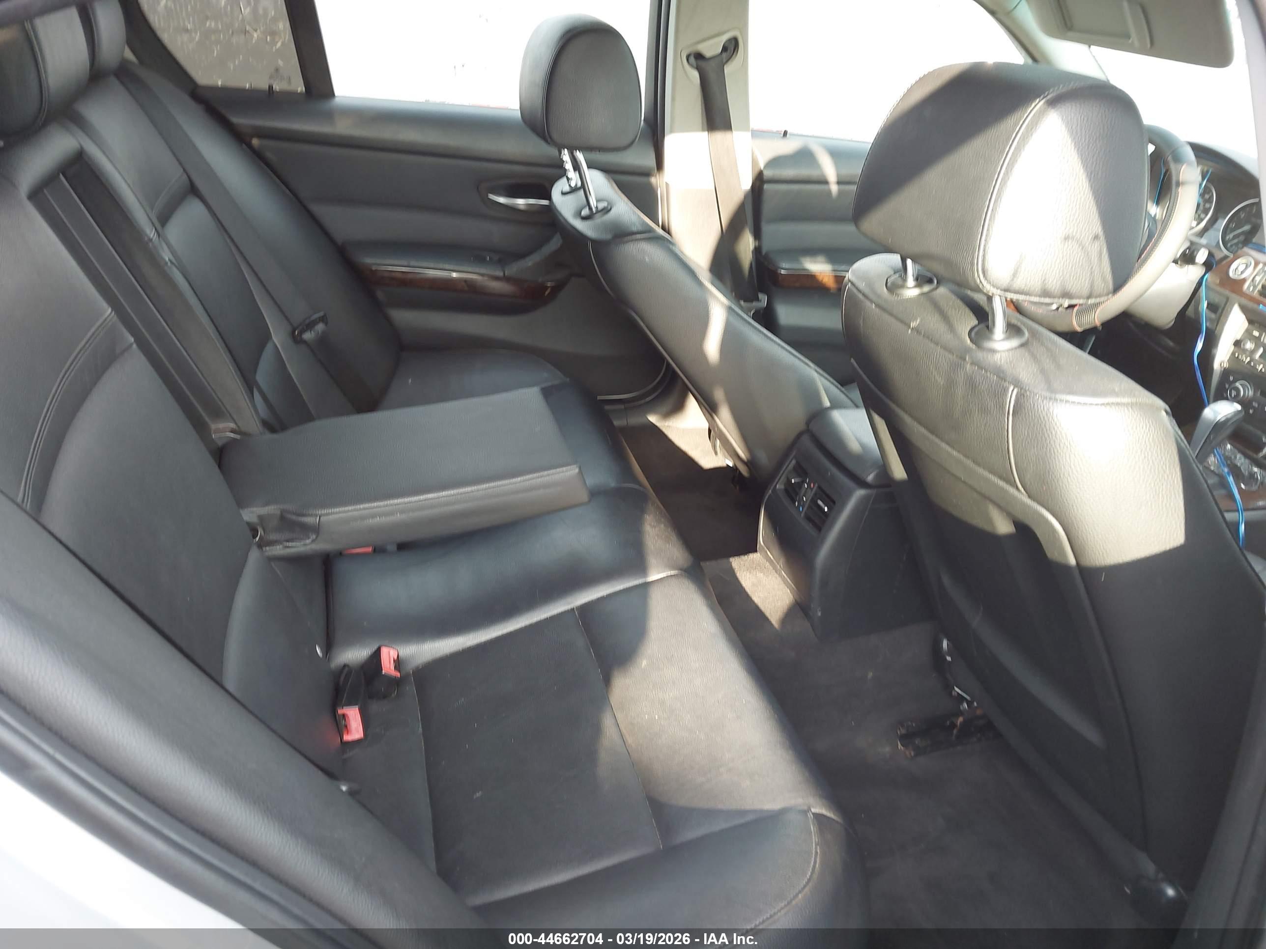 BMW 328I image 8