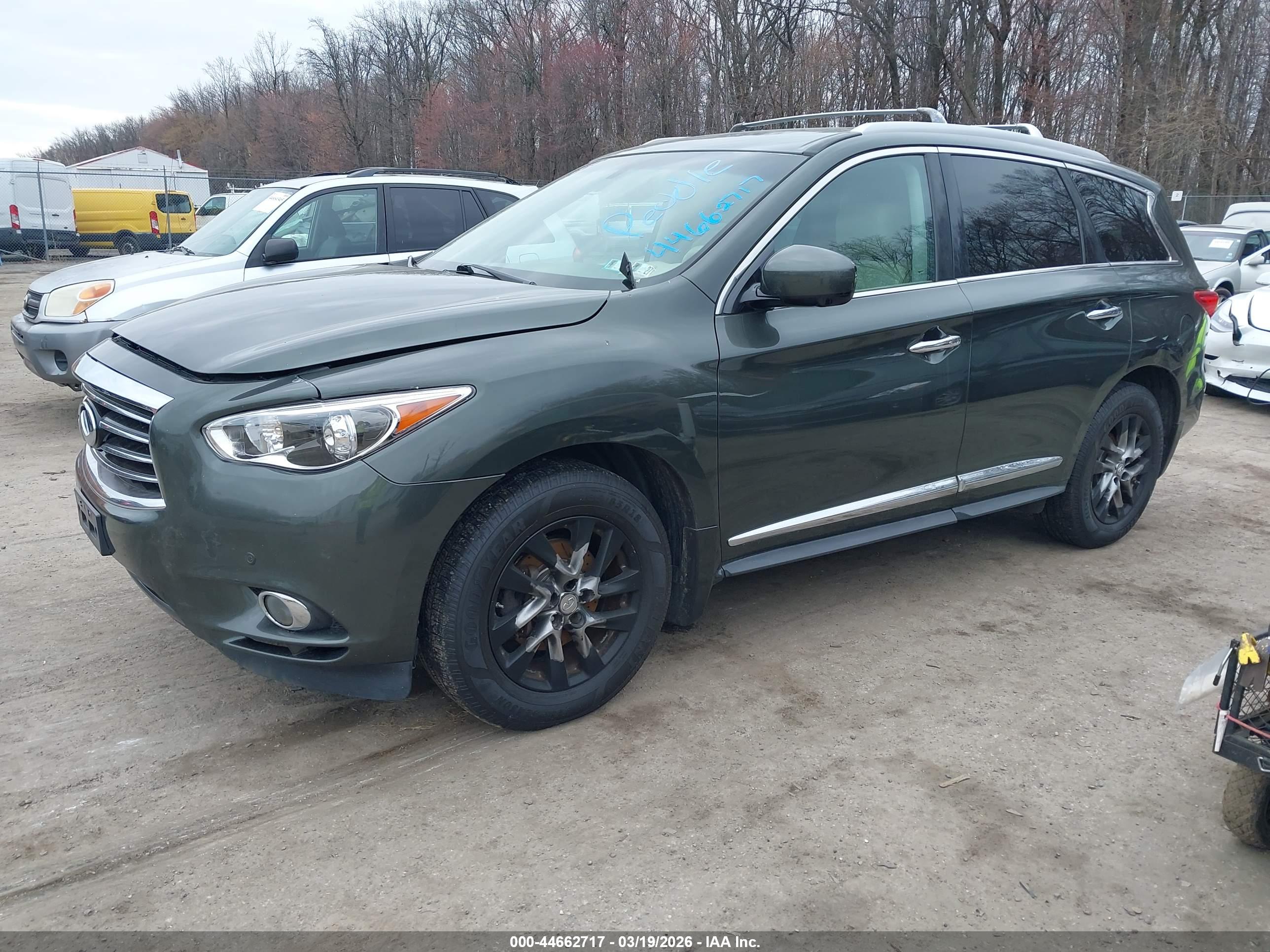 INFINITI JX35 image 2