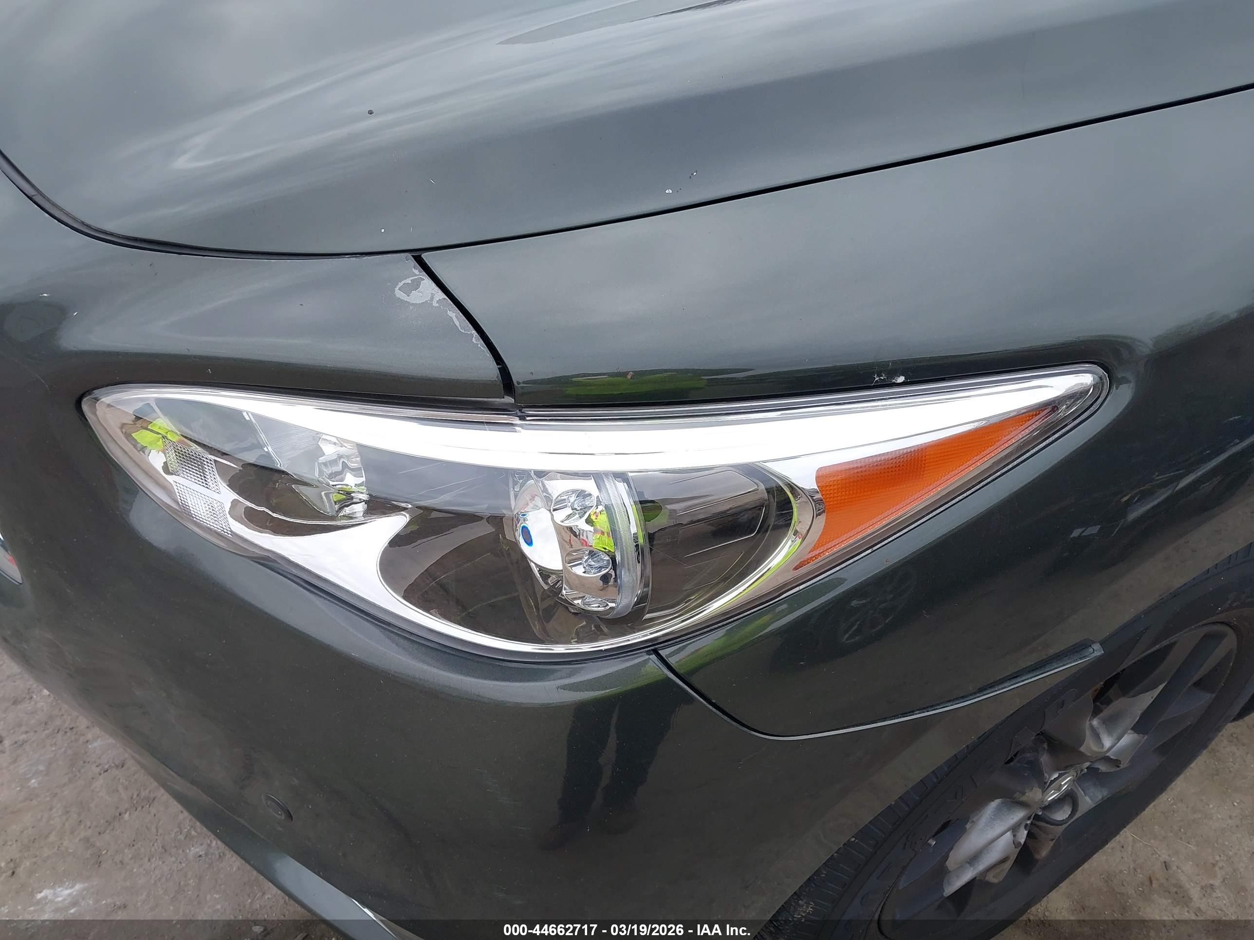 INFINITI JX35 image 6