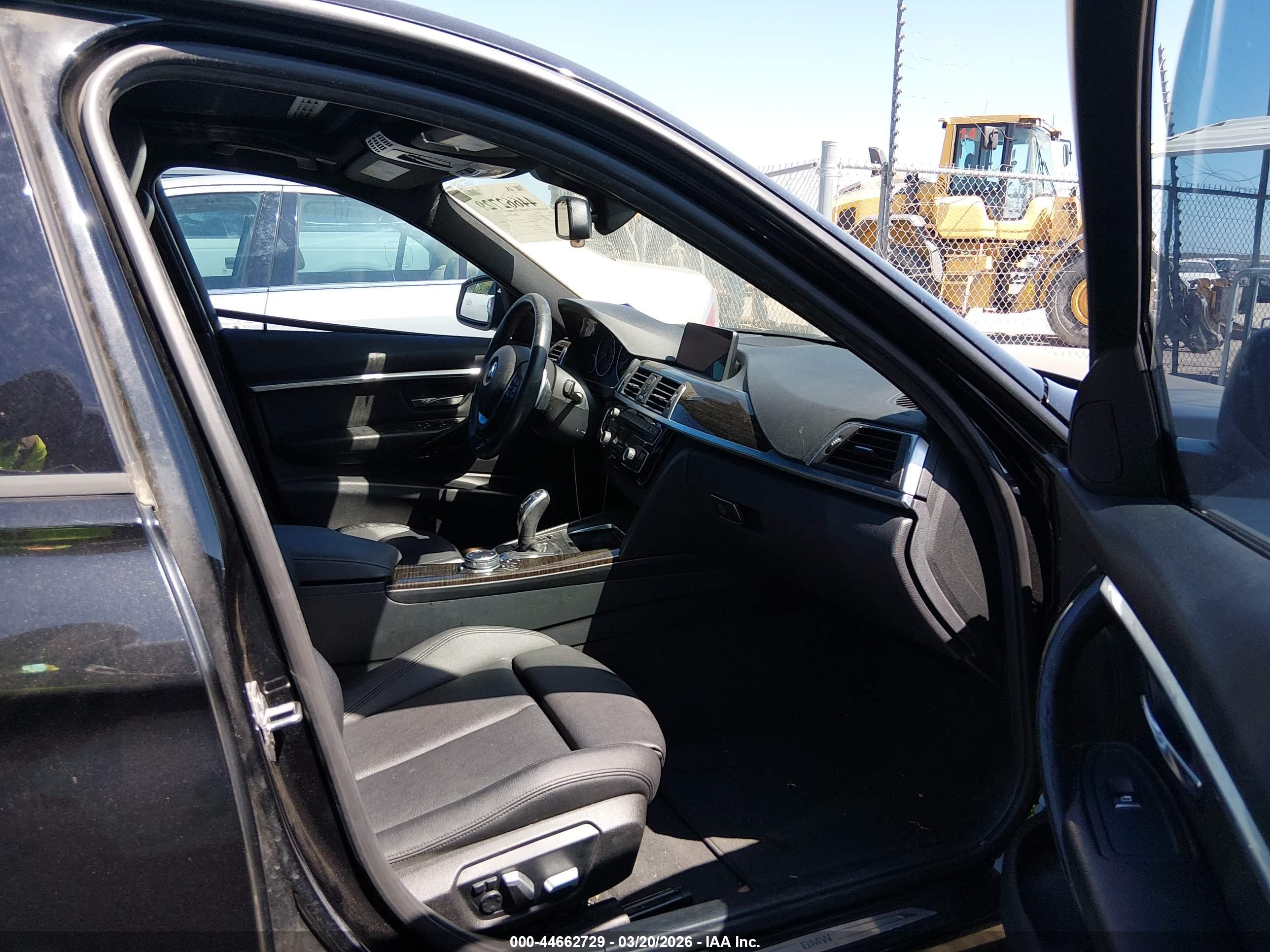 BMW 328I image 5